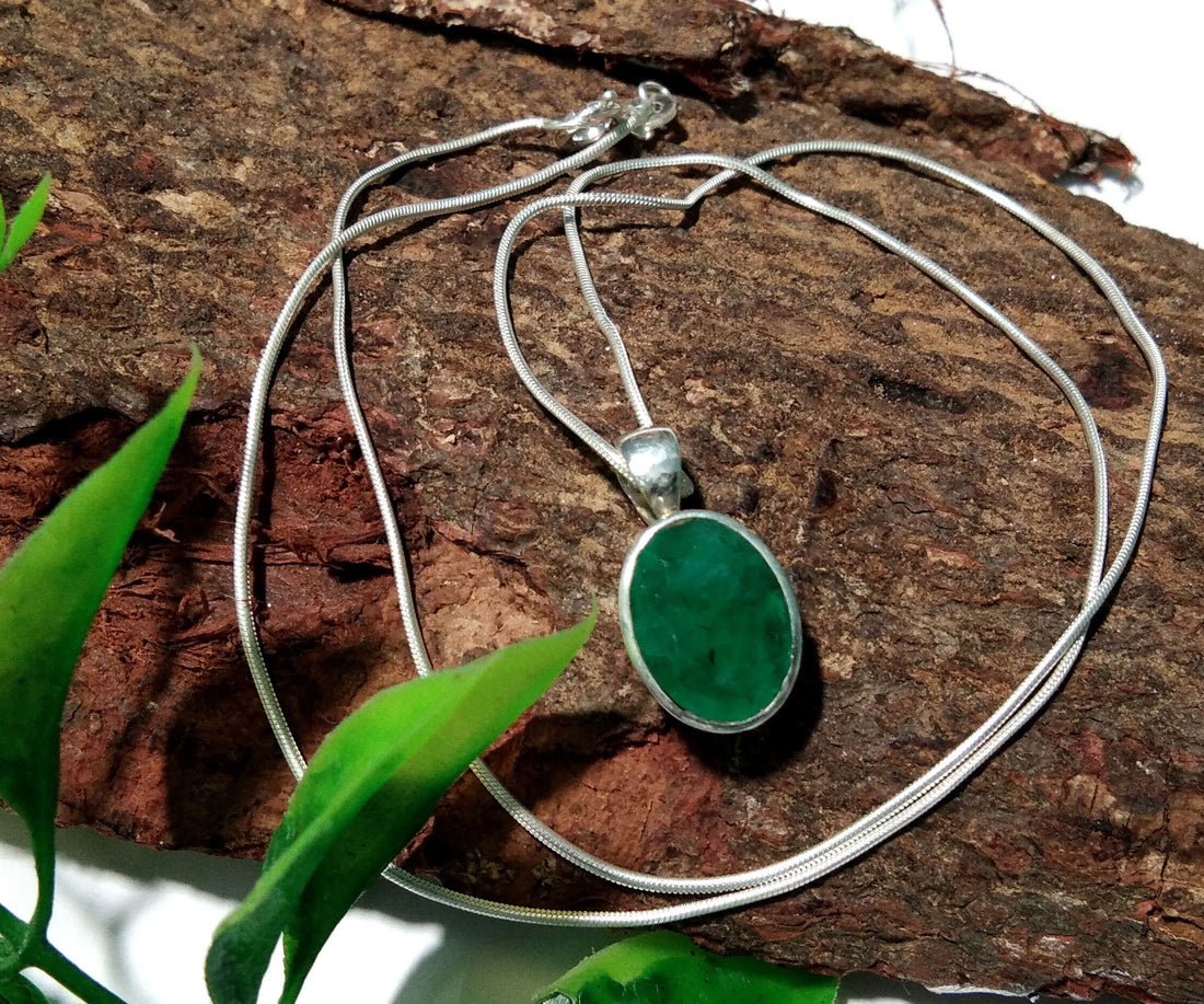 Amazing Natural Emerald Faceted Stone Pendant Chain Necklace, A+++ Emerald Gemstone 925 Solid Sterling Silver Pendant for Gift Chain Jewelry