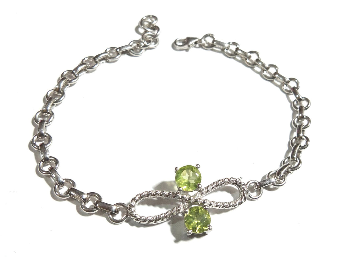 Natural Peridot Bracelet, Handmade Bracelet for Women, 925 Sterling Silver Jewelry, Peridot Handcuff Bracelet, Wedding Glam Hand Jewelry.