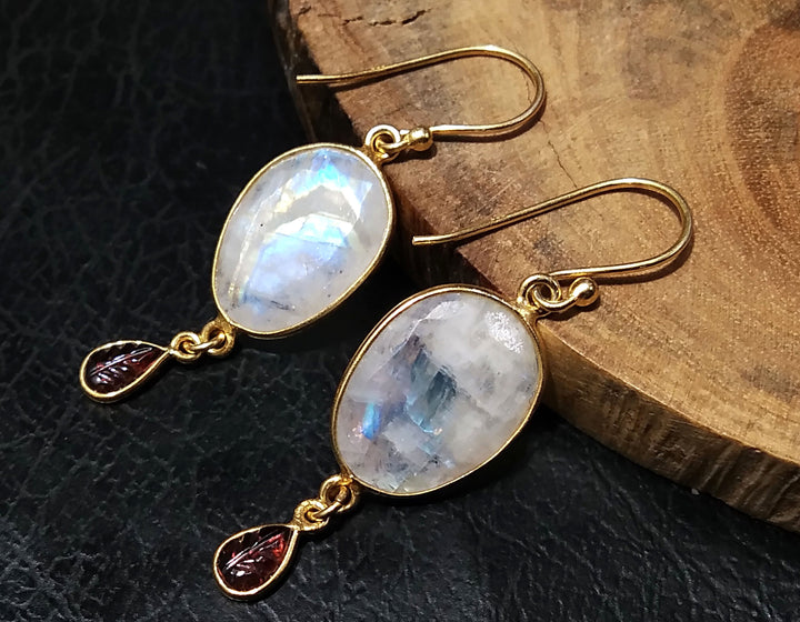 Natural Rainbow Moonstone & Garnet Carving Earring, 925 Starling Silver With Gold Plated Earring, Stone Size 15x12 mm Gift Birthday Earring