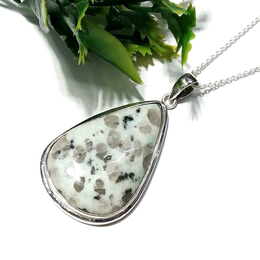 Natural Lotus kiwi Jasper Gemstone Pendant Necklace Chain, 925 Starling Silver Pendant Necklace, Handmade Stone Size 35x23 mm Gift Pendant