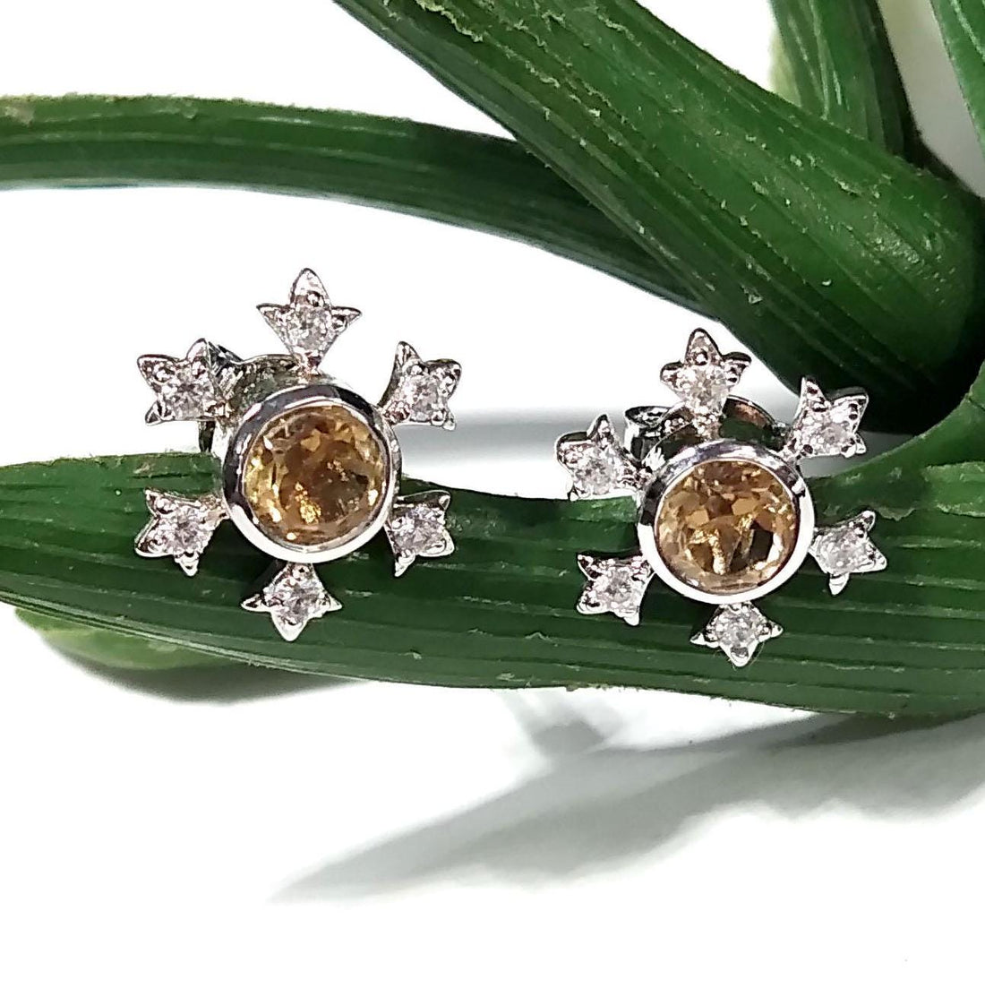 Amazing Design Citrine & White Zircon Stud Earring, 925 Starling Silver Earring, Natural Citrine Gemstone Round Shape Stone Size 5x5mm Studs