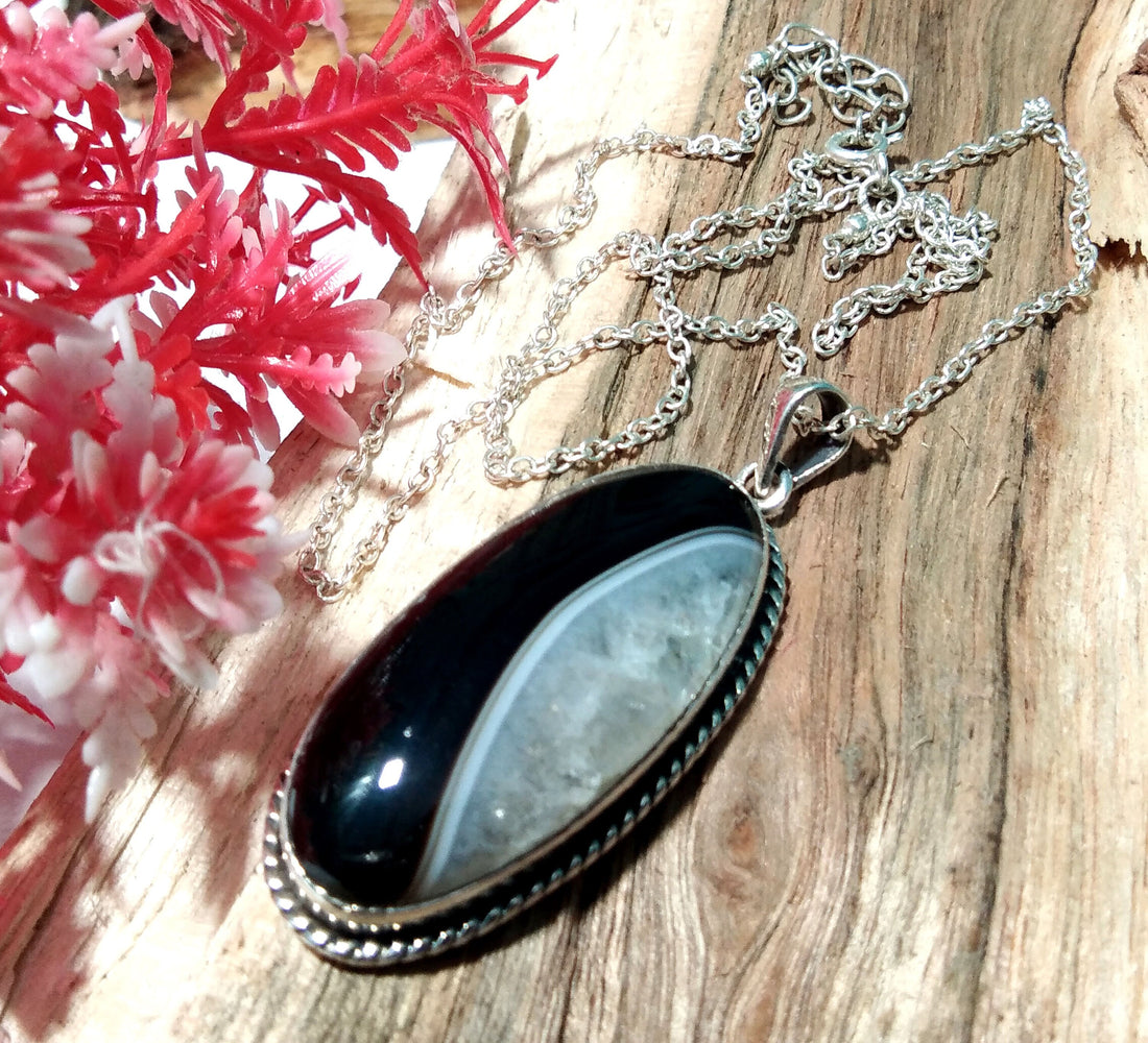 Black Banded Agate Gemstone Pendent, 925 Sterling Silver Pendant Jewelry, Handmade Silver Pendant, Natural Black Banded Agate Girls & Women