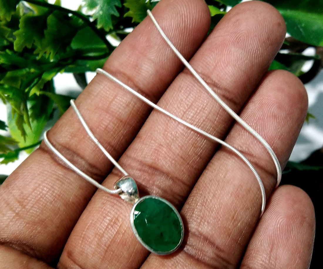 Amazing Natural Emerald Faceted Stone Pendant Chain Necklace, A+++ Emerald Gemstone 925 Solid Sterling Silver Pendant for Gift Chain Jewelry