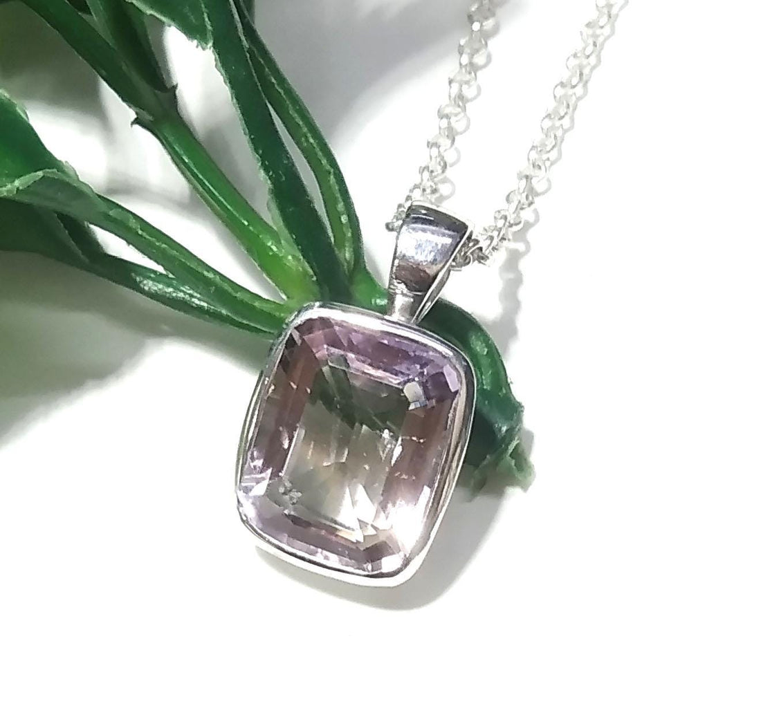 Amethyst Gemstone Pendant, 925 Starling Silver Pendant Necklace Chain, Amethyst Pendant, Handmade Jewelry Stone Size 13x10mm Gift Pendant