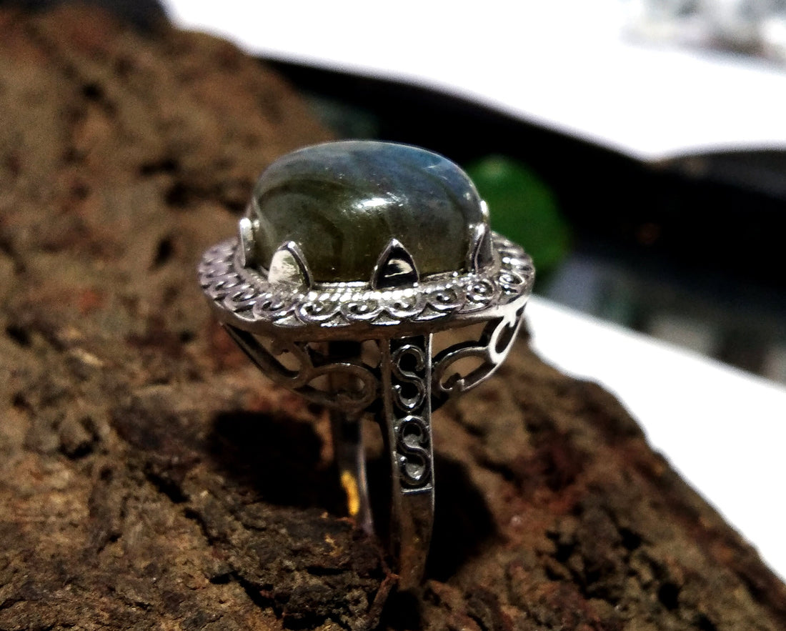 Labradorite Ring, Birthstone Ring, 925 Silver Ring,Statement Ring,Unique Ring,Boho Ring, Fire Labradorite Ring, Exquisite Gift For her.
