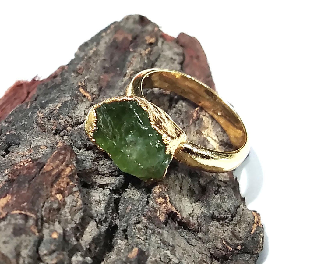 Peridot Raw Gemstone Ring, Solid 925 Sterling Silver Gold Plated Ring, Natural Peridot Rough Ring, Stone Size 12x8 mm Handmade Gift Ring