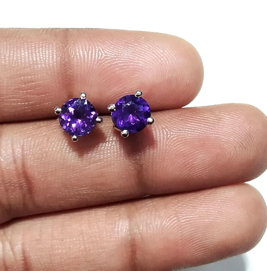 Amethyst Stud Earrings, 925 Solid Starling Silver Earring Jewelry, Natural Amethyst Gemstone Round Shape Stone Size 6x6 mm Gift For Women.