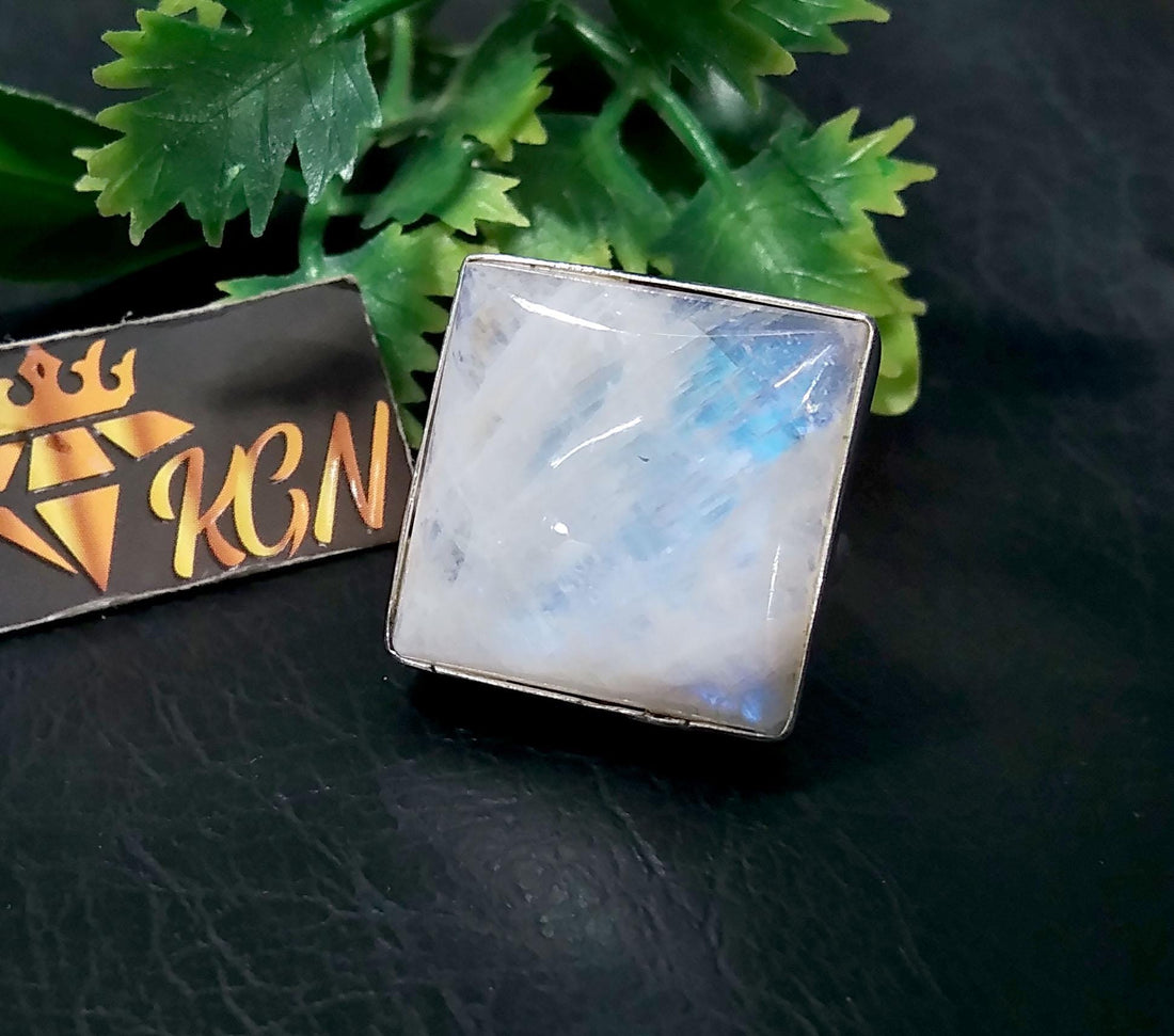 Genuine Rainbow Moonstone Ring, Solid 925 Starling Silver Ring, Very Beautiful Nice Ring, For Girls & Women, Handmade Making Silver Ring.
