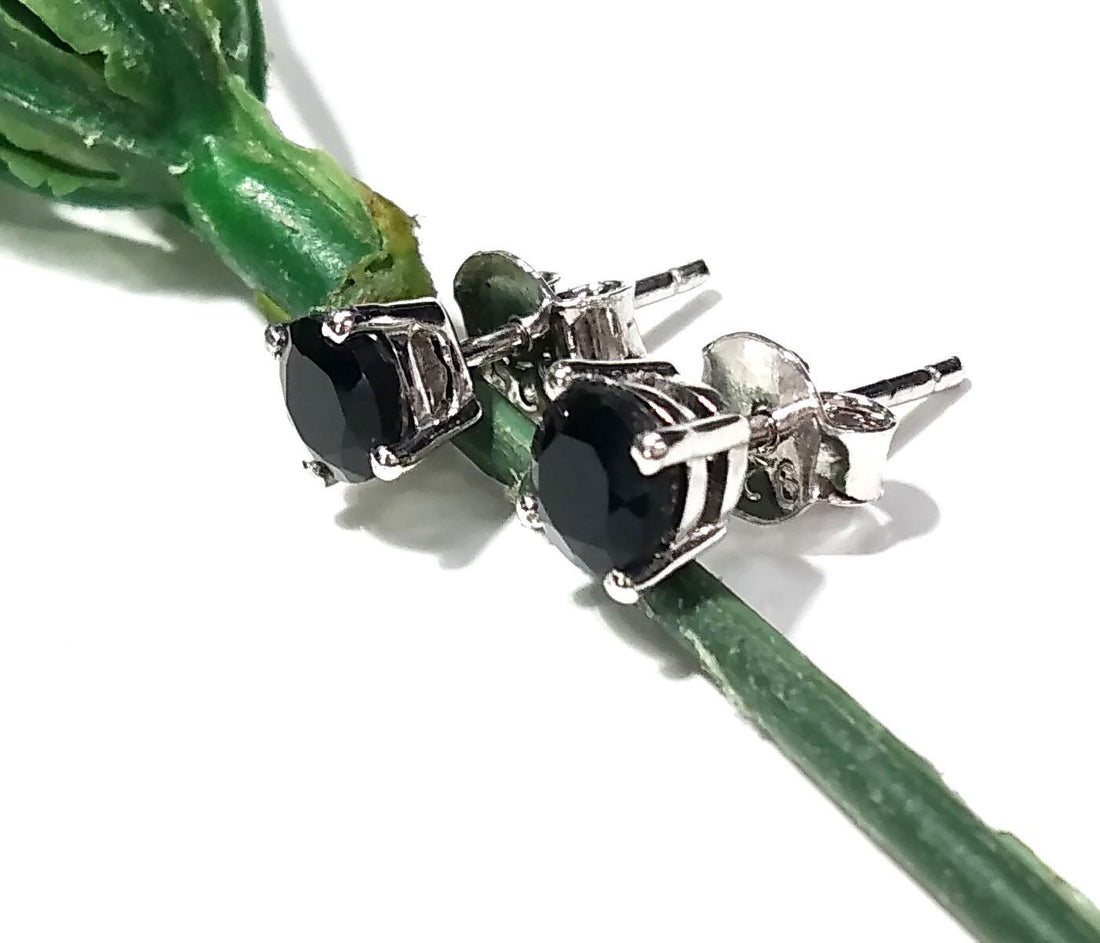 Black Onyx Stud Earrings, 925 Solid Starling Silver Earring, Amazing Natural Black Onyx Faceted Round Shape Stone Size 5x5 mm Christmas Gift