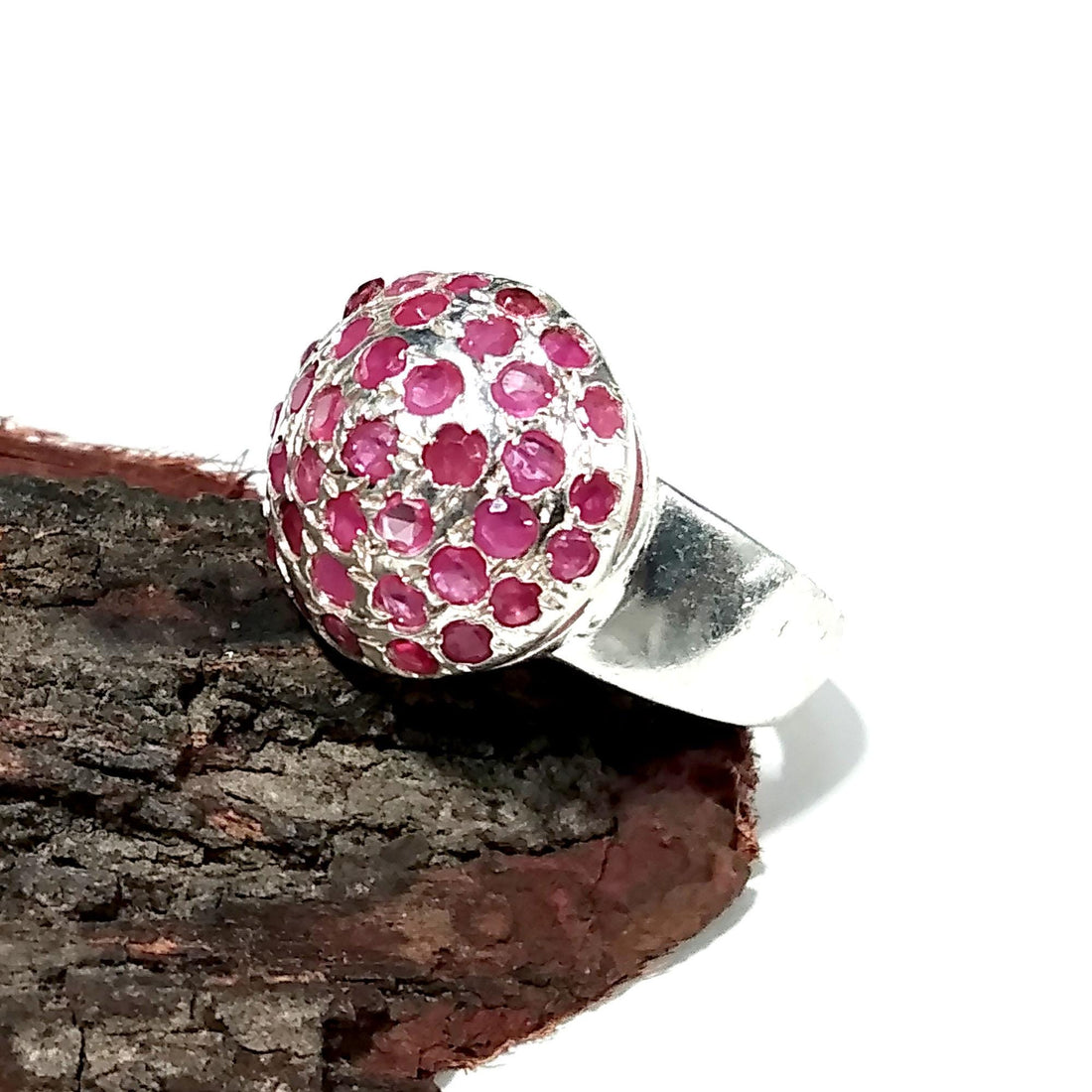 Solid 925 Starling Silver Ring, Natural Gemstone Ruby Faceted Rings, Very Beautiful Stylish Rings, Good Making Nice Rings For Girls & Woman.