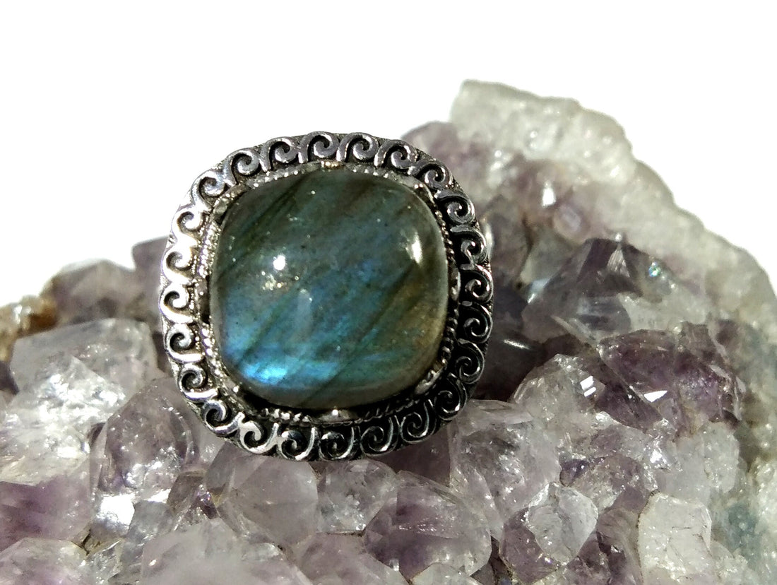 Labradorite Ring, Birthstone Ring, 925 Silver Ring,Statement Ring,Unique Ring,Boho Ring, Fire Labradorite Ring, Exquisite Gift For her.