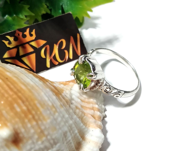 Natural Peridot Stone Ring, 925 Solid Starling Silver Ring Jewelry, Round Shape Stone Size 8x8mm Good Color Green Peridot Gift Birthday Ring