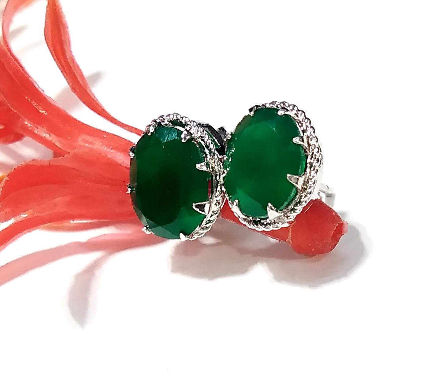 Natural Green Onyx Faceted Stud Earring, 925 Starling Silver Earring Jewelry, Green Onyx Gemstone Oval Shape Stone Size 9x7mm Christmas Gift