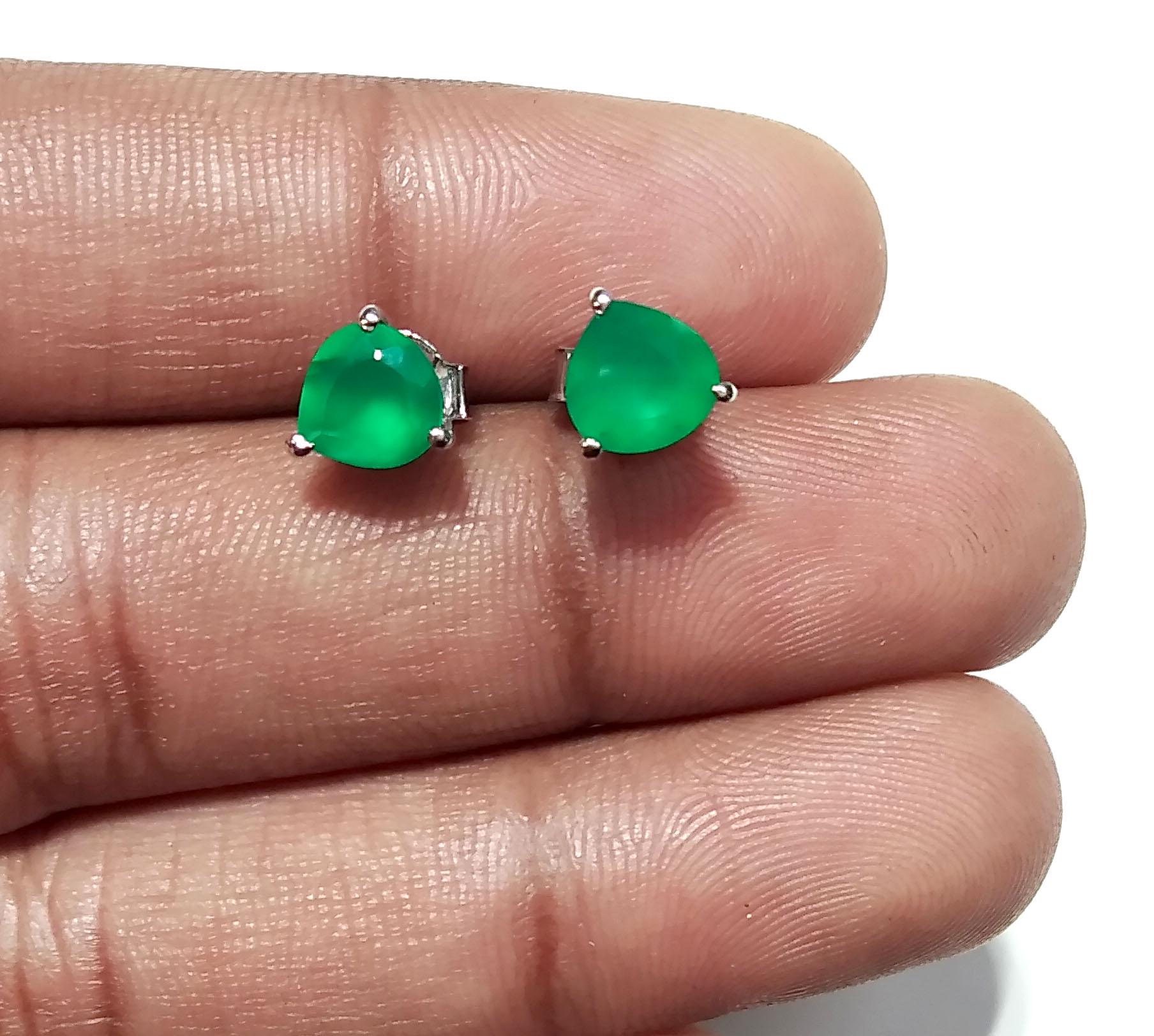 Green Onyx Faceted Stud Earrings, 925 Solid Starling Silver Earring Jewelry, Green Onyx Gemstone Heart Shape Stone Size 6x6mm Christmas Gift