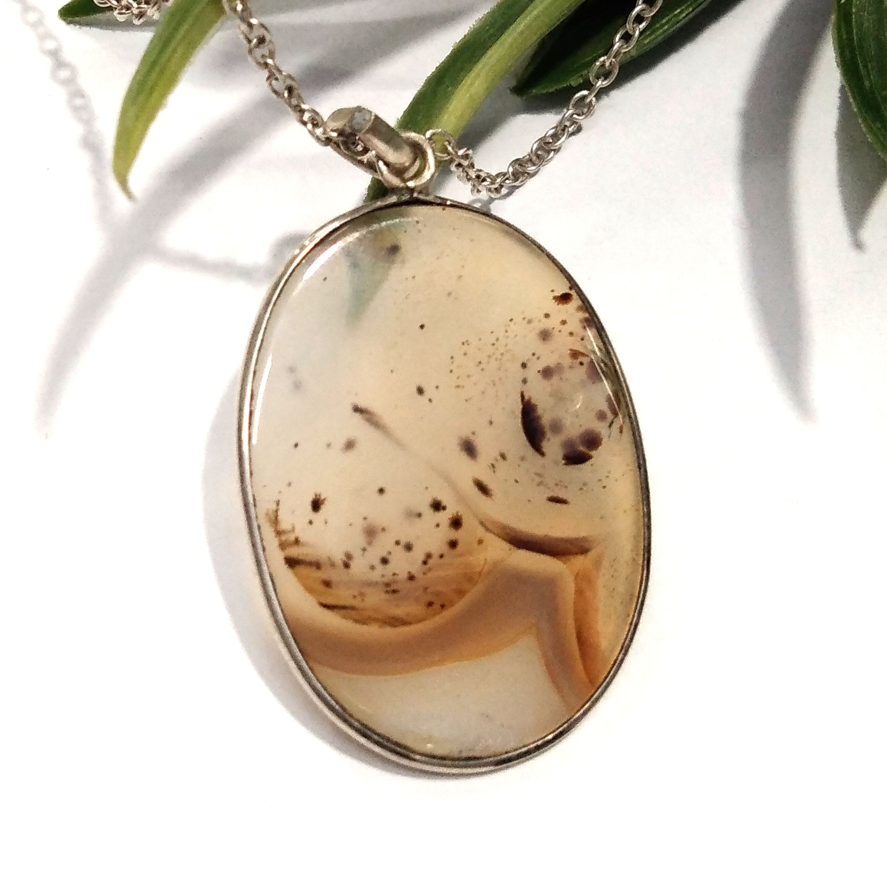 Natural Montana Agate Stone Pendant Necklace Chain, 925 Starling Silver Pendant Necklace, Handmade Jewelry Stone Size 32x23 mm Gift Pendant