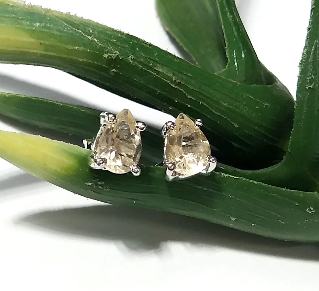 Natural Citrine Gemstone Stud Earring, 925 Starling Silver Jewelry Earring Amazing Citrine Gemstone Pear Shape Stone Size 7x5mm Gift For Her