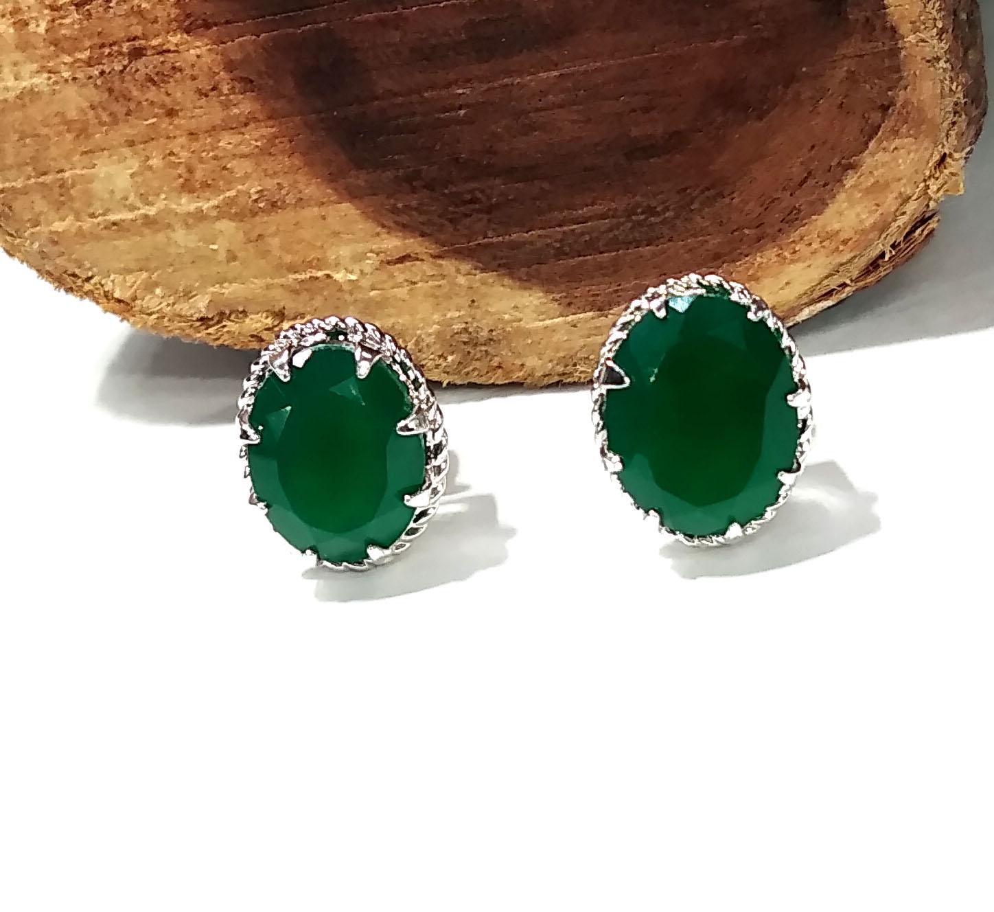 Natural Green Onyx Faceted Stud Earring, 925 Starling Silver Earring Jewelry, Green Onyx Gemstone Oval Shape Stone Size 9x7mm Christmas Gift