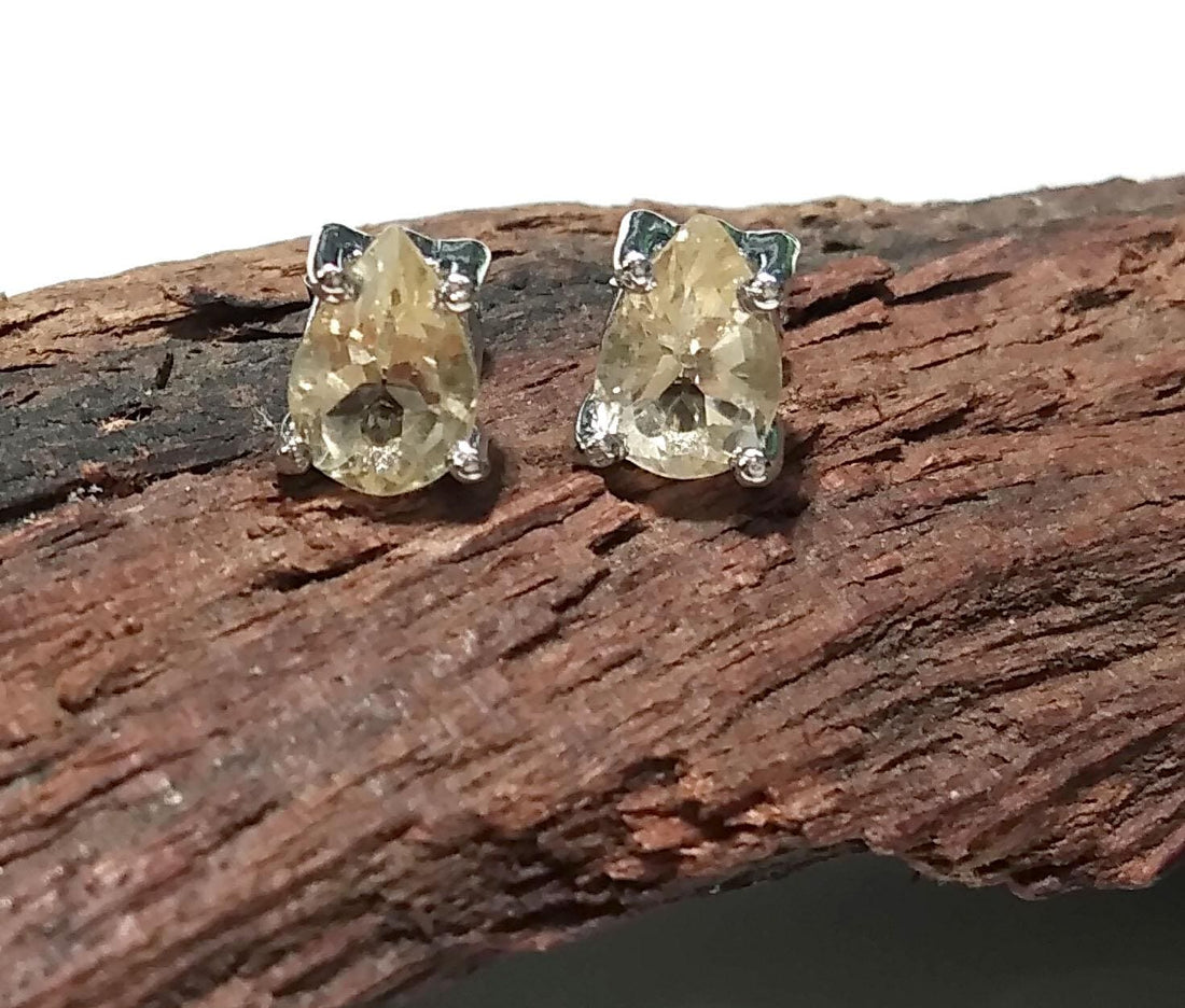Natural Citrine Gemstone Stud Earring, 925 Starling Silver Jewelry Earring Amazing Citrine Gemstone Pear Shape Stone Size 7x5mm Gift For Her