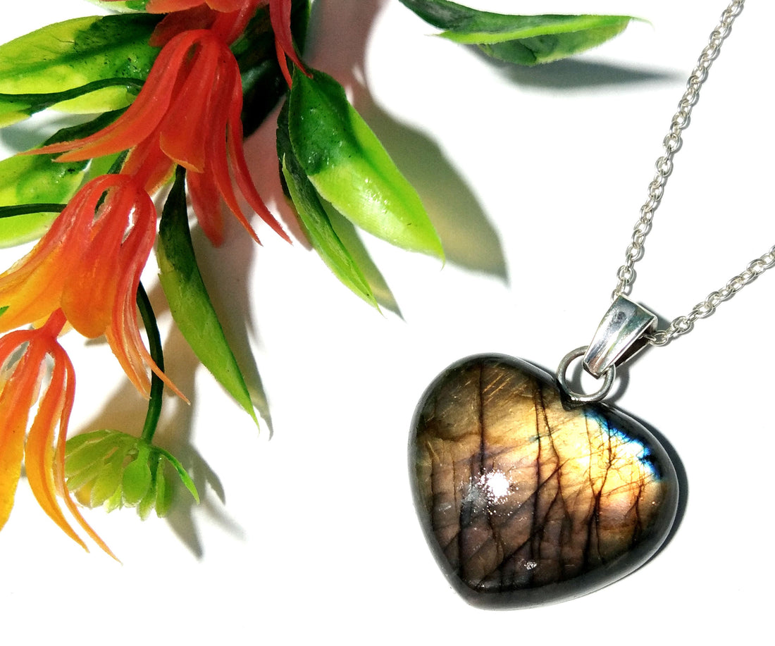 Natural Labradorite Stone Pendant Necklace,925 Sterling Silver Chain Necklace Pendant Top Purple Multi Fire Labradorite Gift Pendant Jewelry