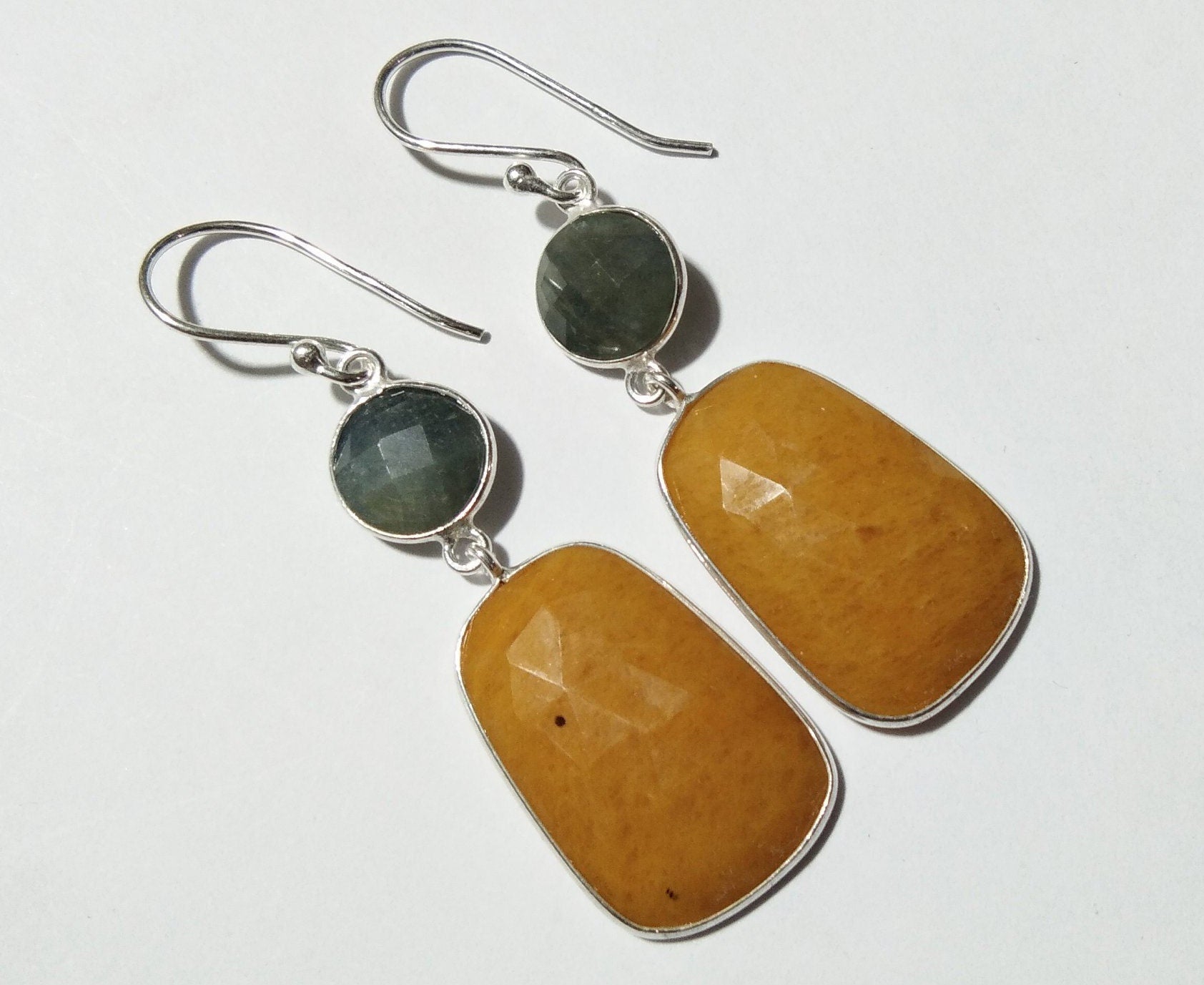 Natural Blue Sapphire, Yellow Jade Earring, Nice Bezel Earring, Beautiful Gemstone Earring, 925 Starling Silver Earring, Handmade Earring.