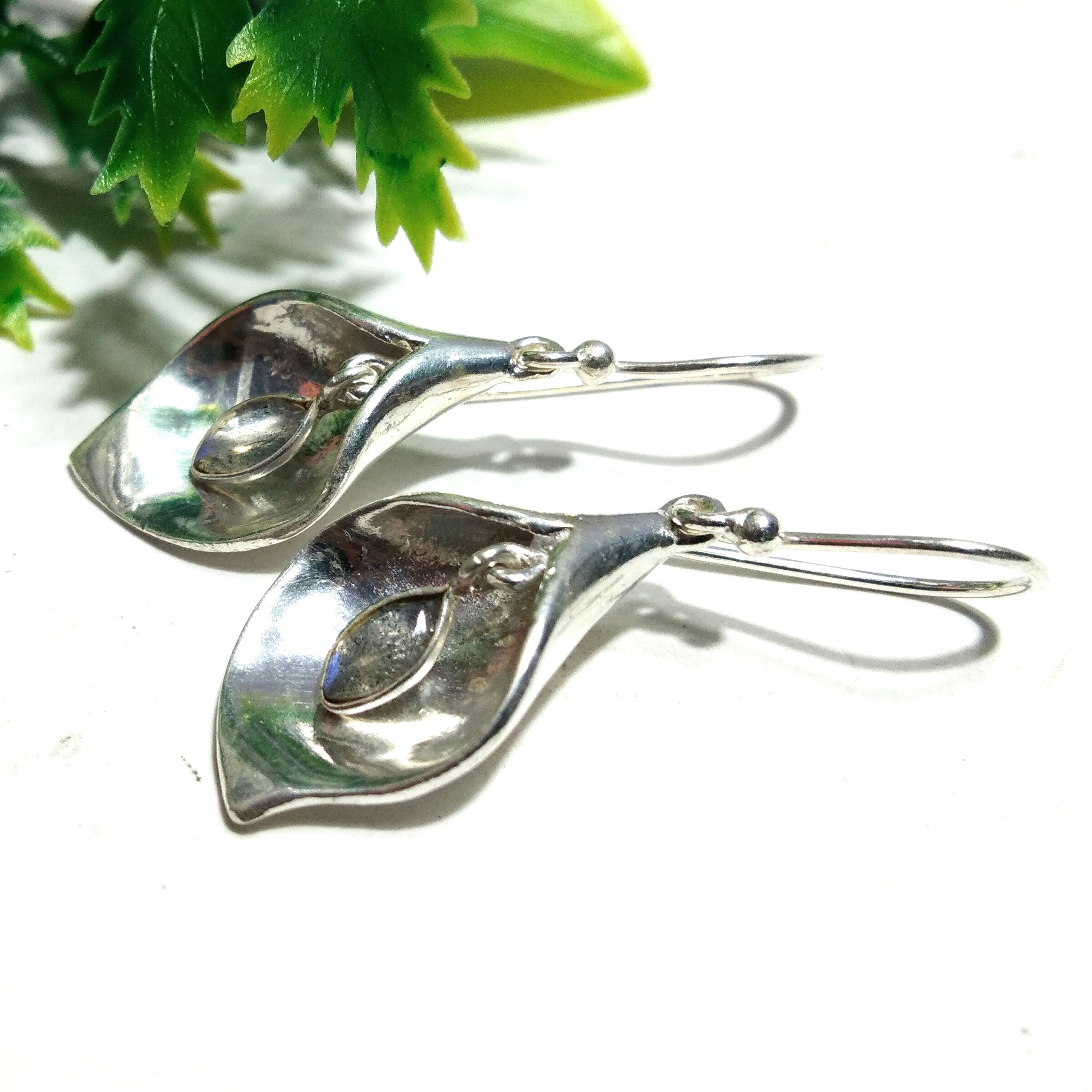 Labradorite Earring, Very Beautiful Nice Design 925 Starling Silver Earring, Silver Stylish Good Making Earring, For Gift Wedding Etc.