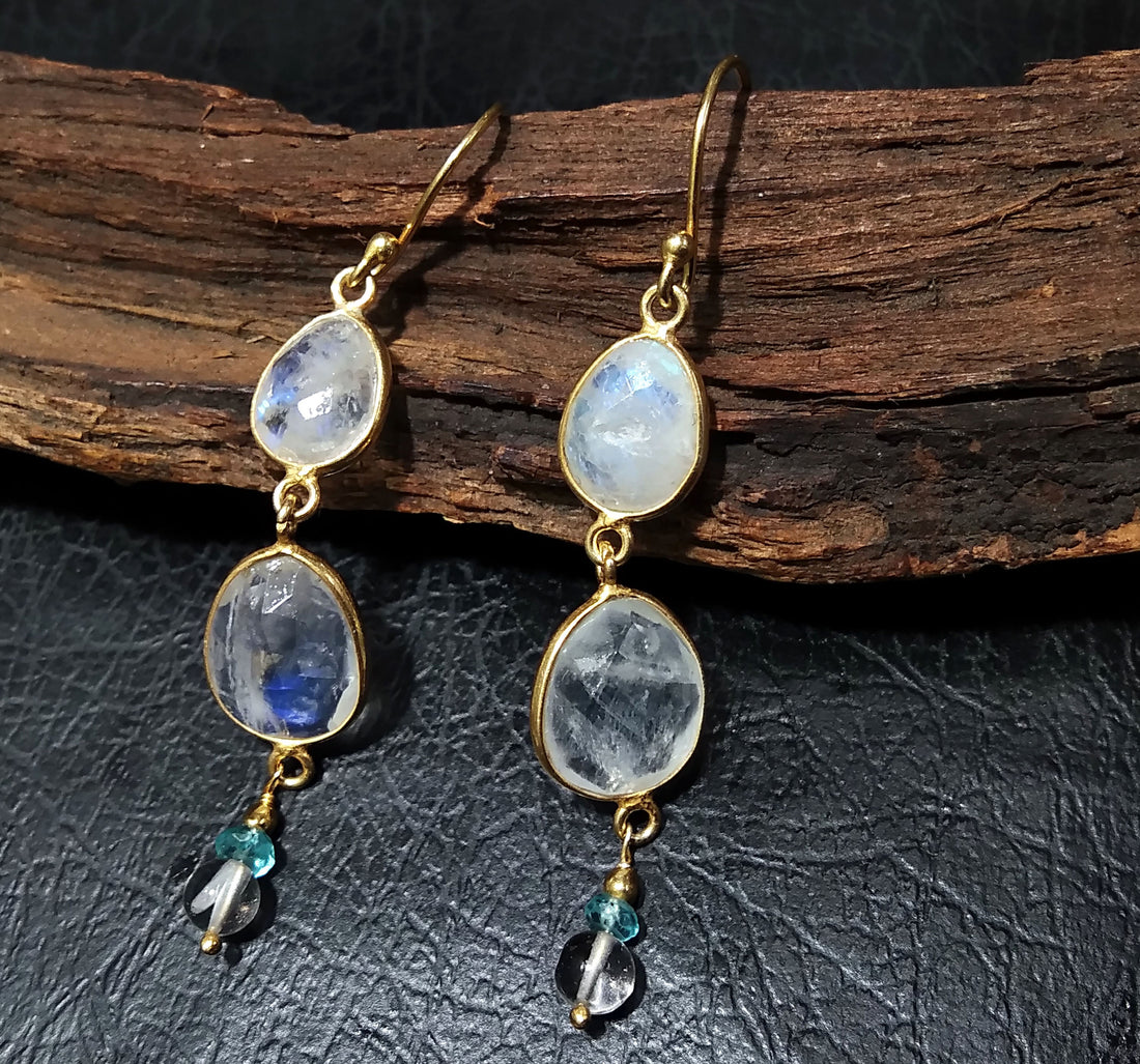 Natural Rainbow Moonstone Blue Fire Stone Earring, 925 Solid Starling Silver With Gold Plated Earring, Gift Item For Girls/Women Earring