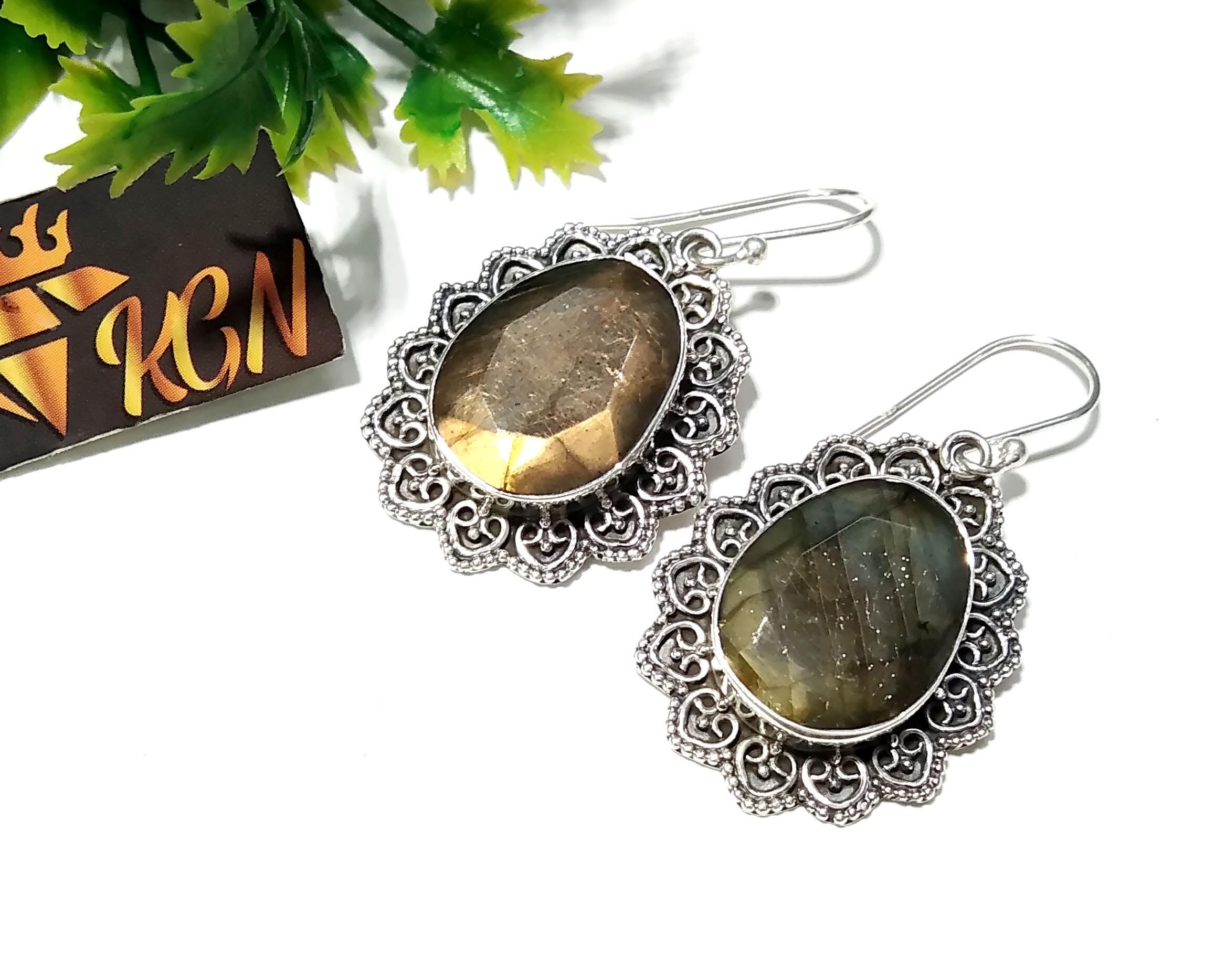 Natural Gemstone Labradorite Earring, 925 Solid Sterling Silver Earring, Good Quality Gemstone Labradorite Faceted Earring, For Girls/Women.