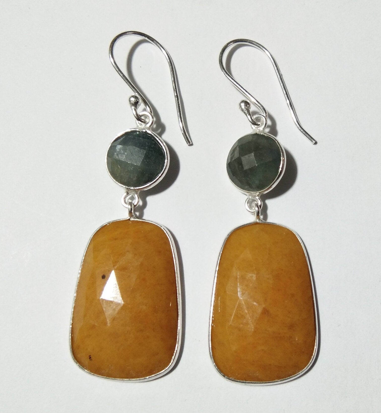 Natural Blue Sapphire, Yellow Jade Earring, Nice Bezel Earring, Beautiful Gemstone Earring, 925 Starling Silver Earring, Handmade Earring.