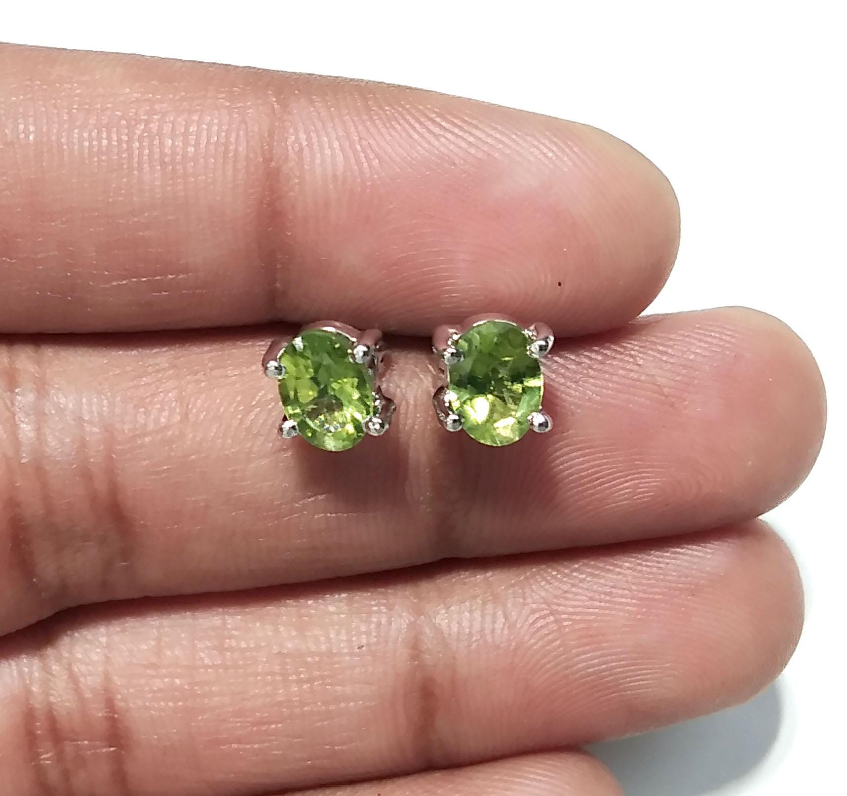Natural Peridot Gemstone Stud Earrings, 925 Starling Silver Jewelry Earring, Peridot Gemstone Oval Shape Stone Size 7x5mm Gift For Her