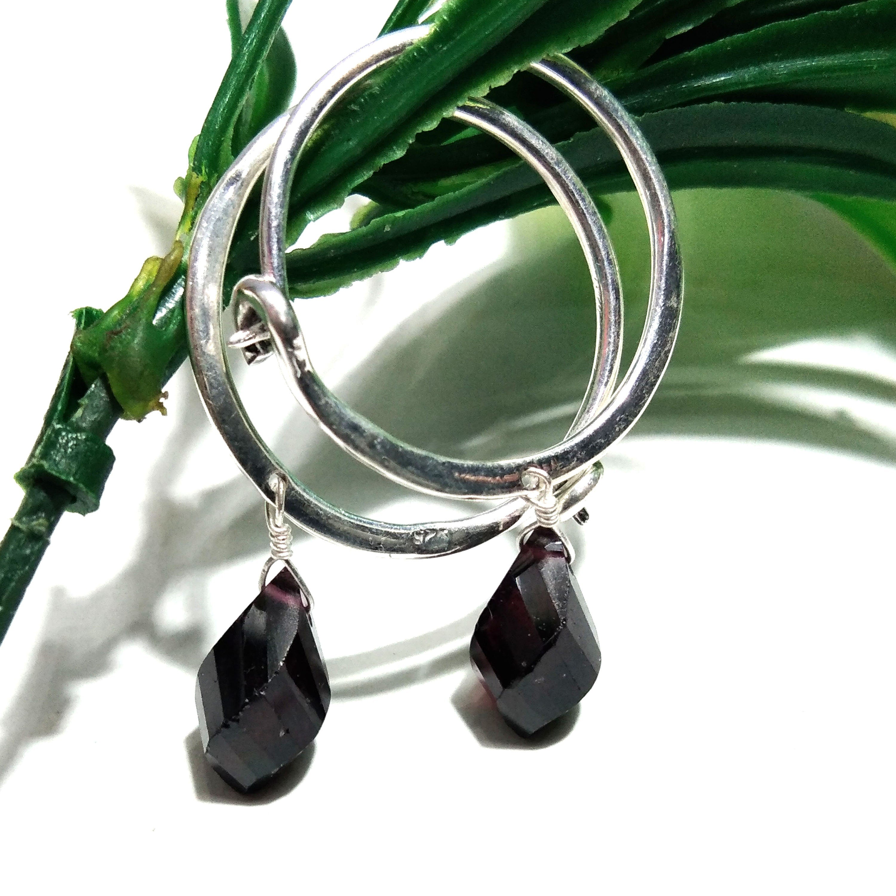Natural Red Garnet Gemstone Earring 925 Sterling Silver Earring Amazing Red Garnet Stone Size 12x6 mm Gift Wedding Earring Jewelry