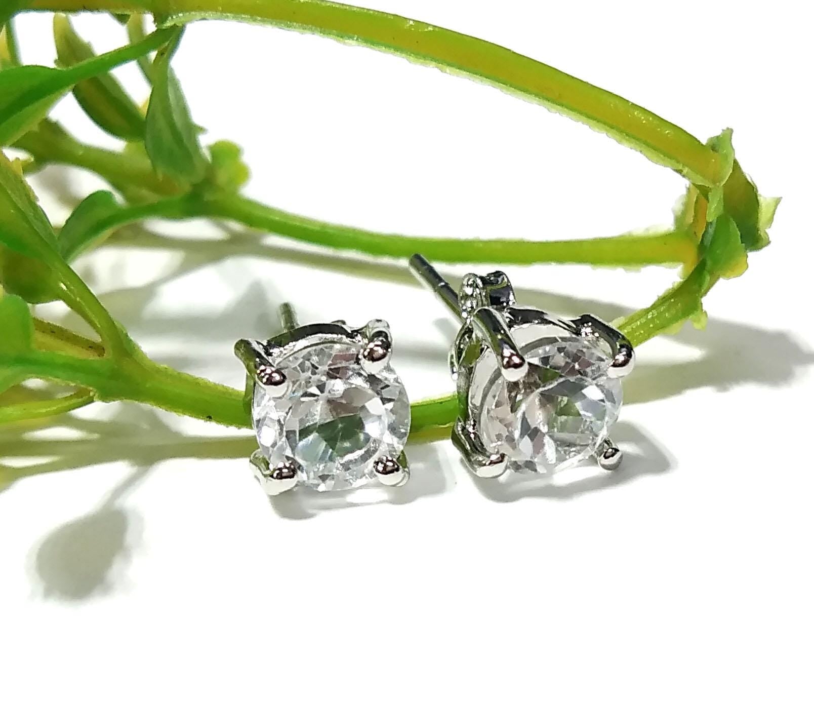 Round Crystal Quartz Studs Earrings, 925 Starling Silver Earring, Natural Crystal Quartz Stud Earrings, Screw Back/Push Back Earrings Gift