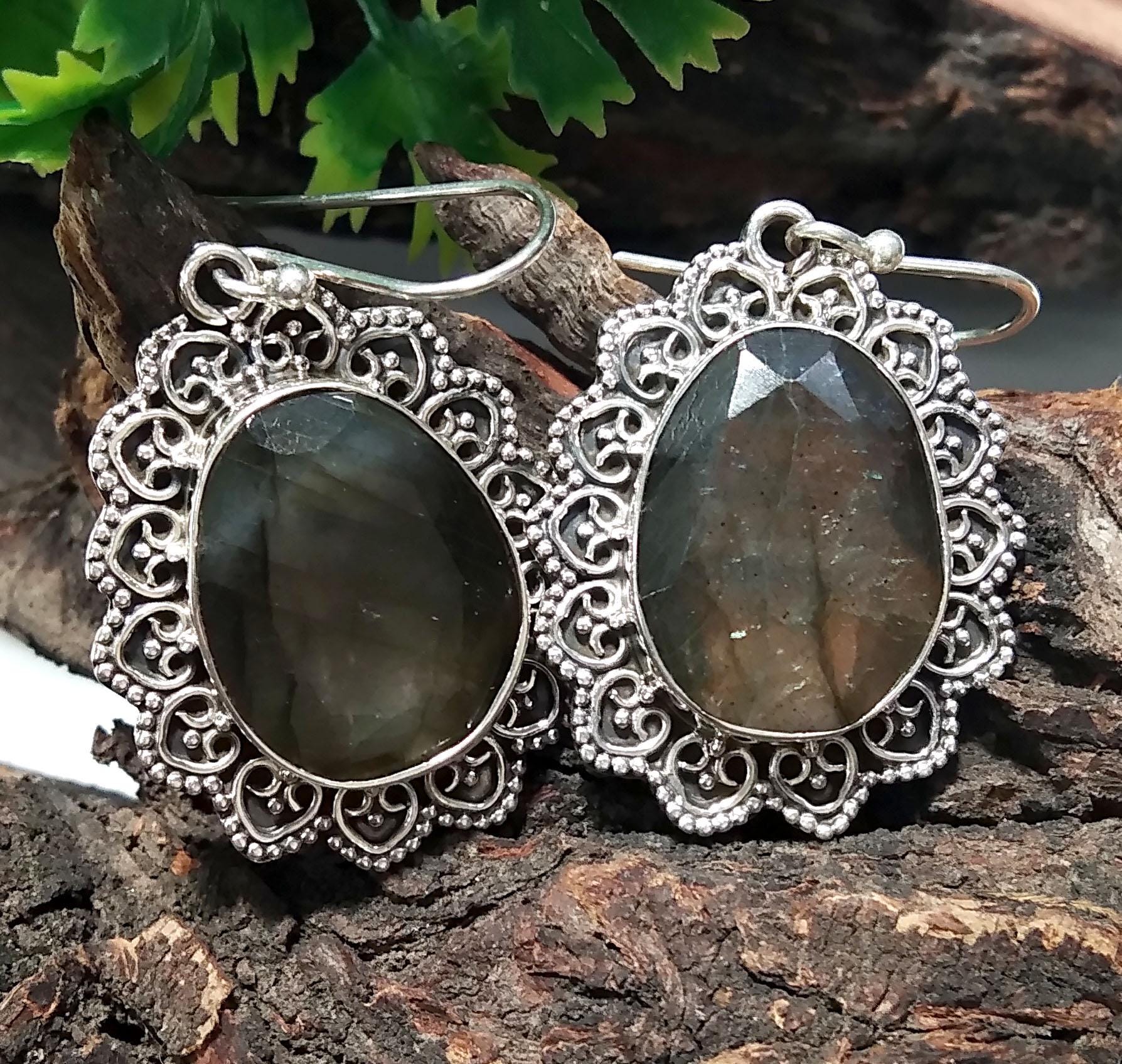 Natural Gemstone Labradorite Earring, 925 Solid Sterling Silver Earring, Good Quality Gemstone Labradorite Faceted Earring, For Girls/Women.