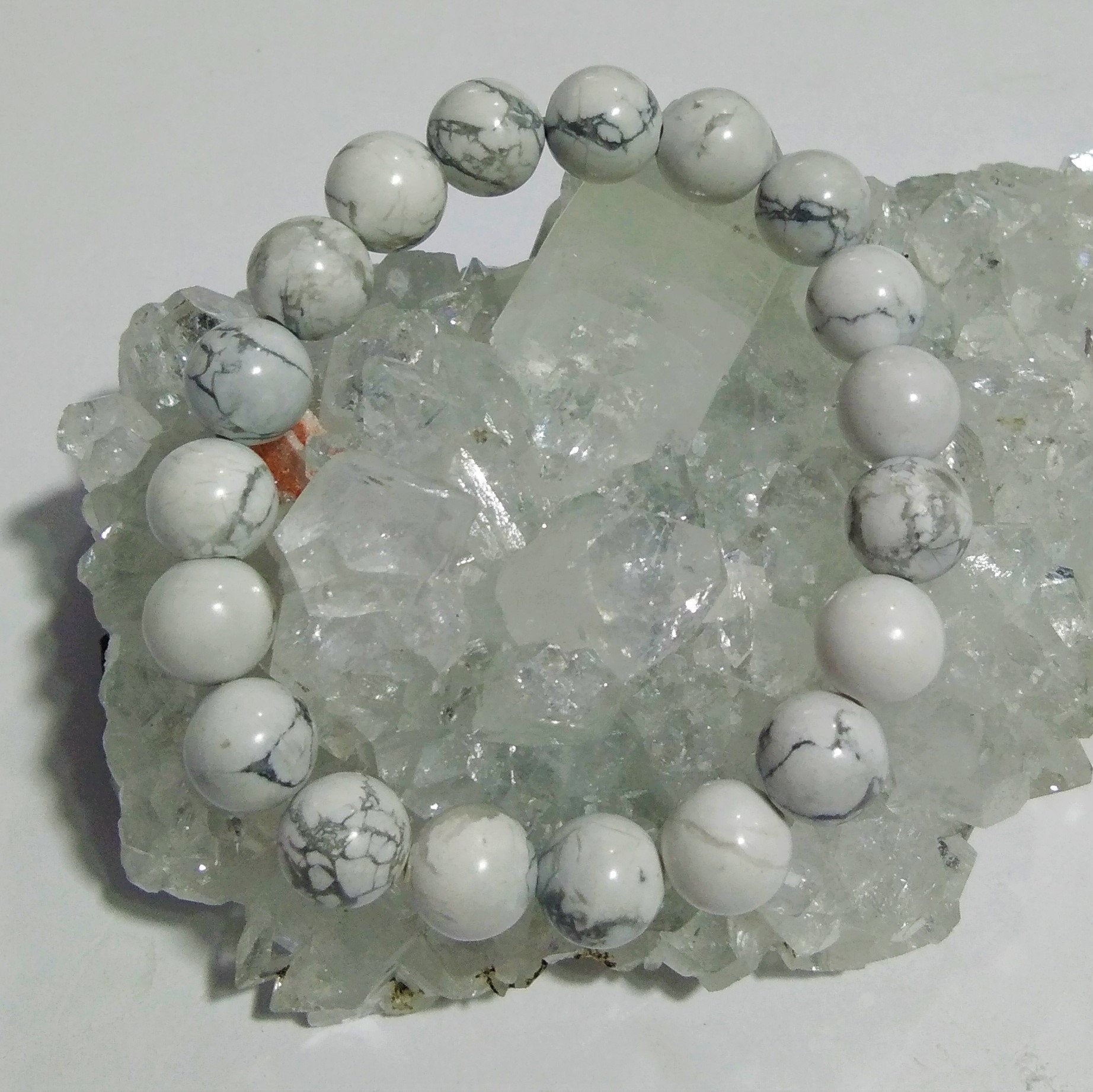 White Howlite Bracelet Bead Gemstone, Natural Howlite Bracelet, Healing Stone Size 10x10mm Love Grounding Forgiveness Gift Birthday Bracelet