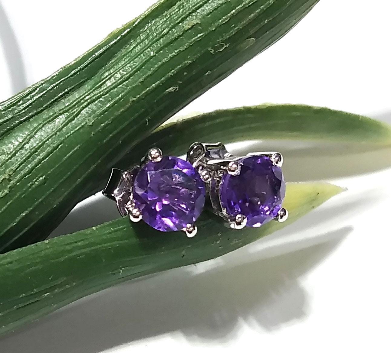Amethyst Stud Earrings, 925 Solid Starling Silver Earring Jewelry, Natural Amethyst Gemstone Round Shape Stone Size 6x6 mm Gift For Women.