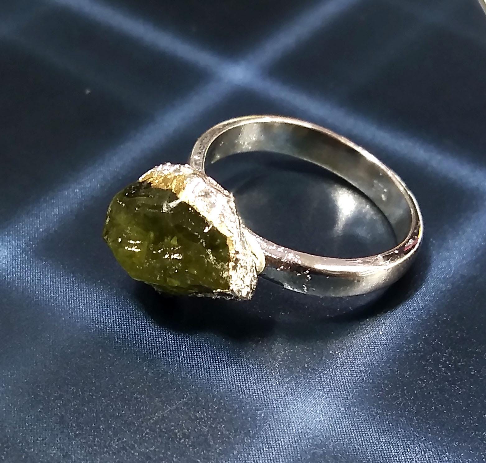 Natural Raw Peridot Rough Gemstone Ring, 925 Solid Sterling Silver Ring, Peridot Stone Size 11x9mm Handmade Ring, Gift Wedding Ring Jewelry