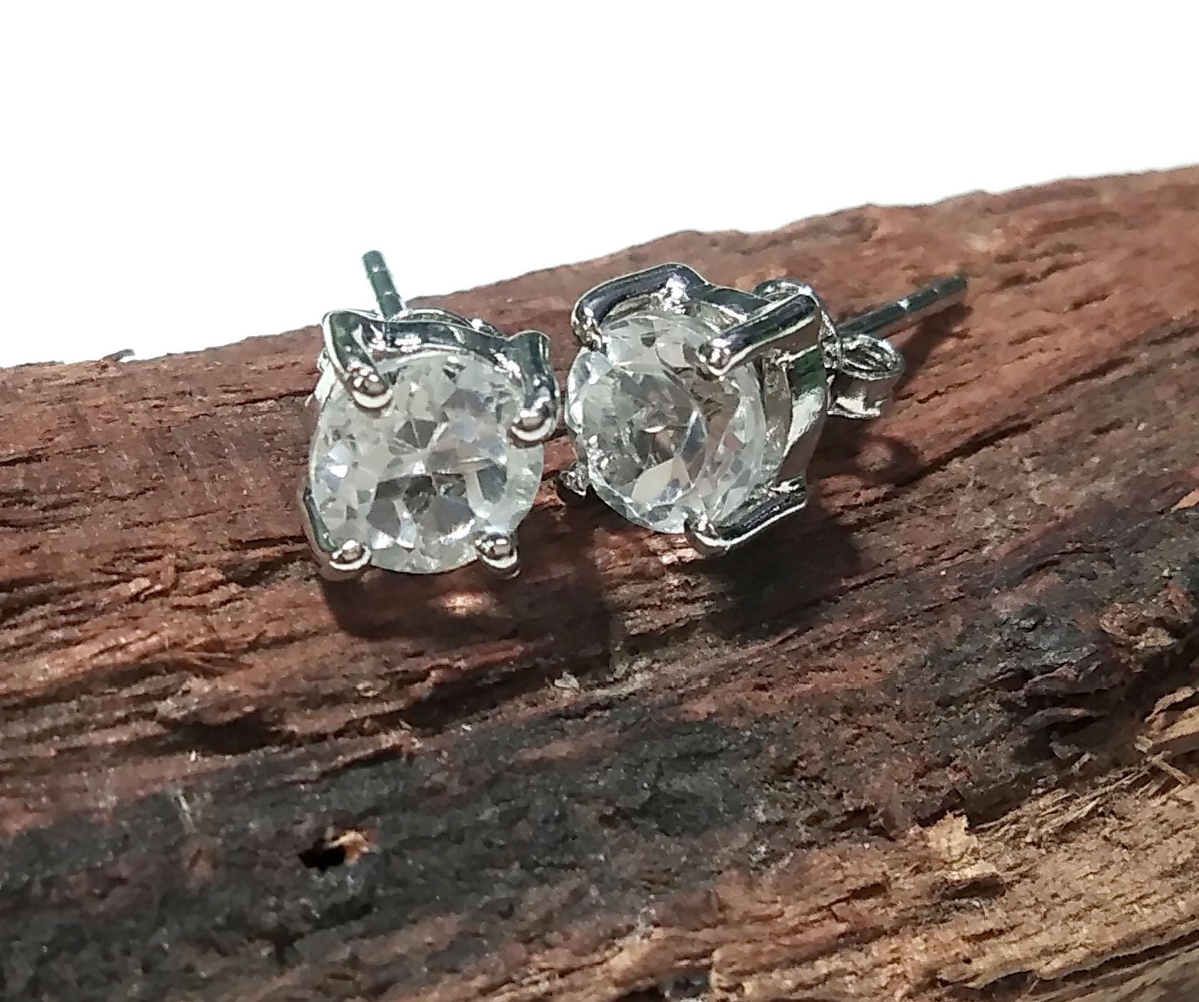 Round Crystal Quartz Studs Earrings, 925 Starling Silver Earring, Natural Crystal Quartz Stud Earrings, Screw Back/Push Back Earrings Gift