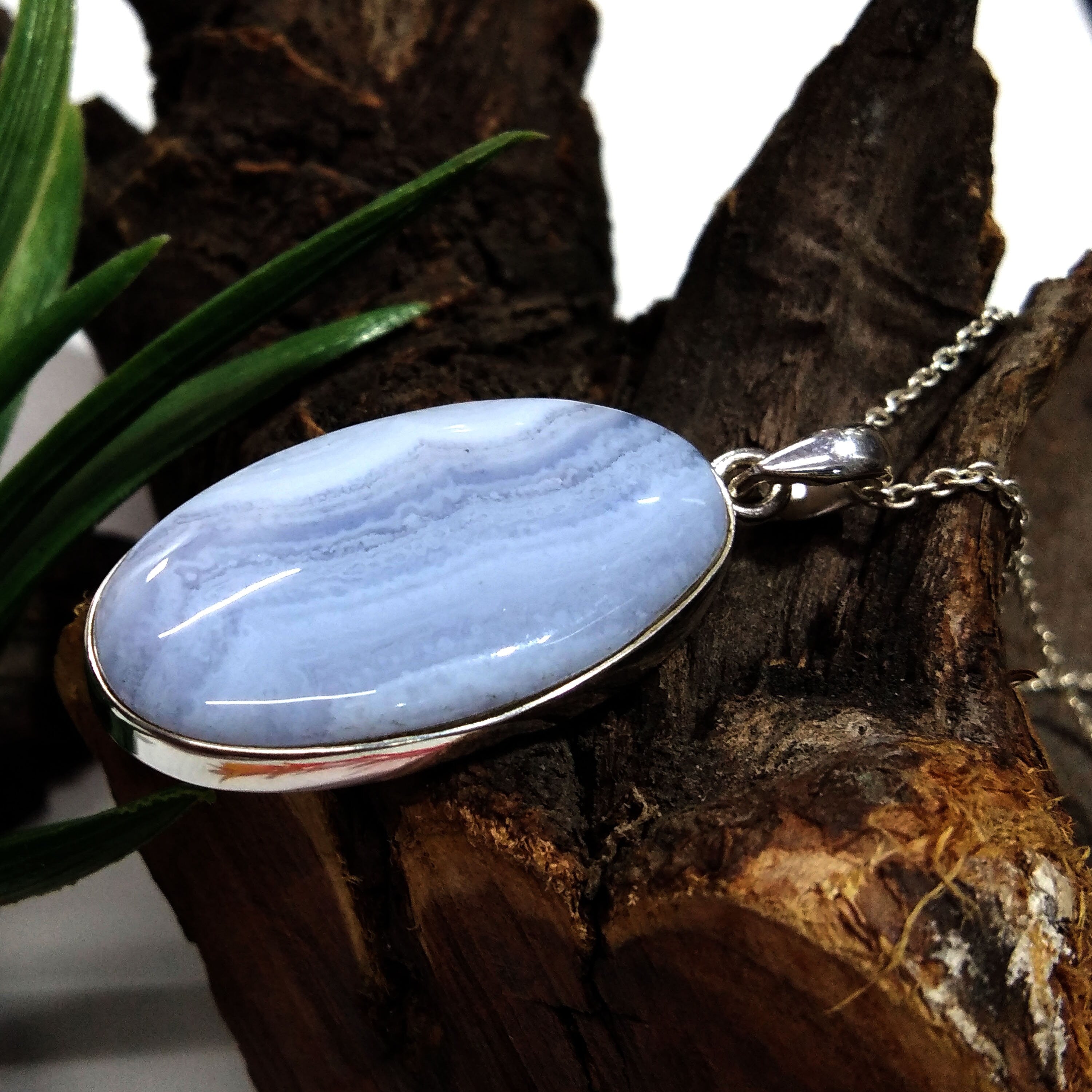 Natural Blue Lace Agate Gemstone Pendant Necklace Chain, 925 Starling Silver Pendant Necklace, Handmade Jewelry Stone Size 33x18 mm Pendant