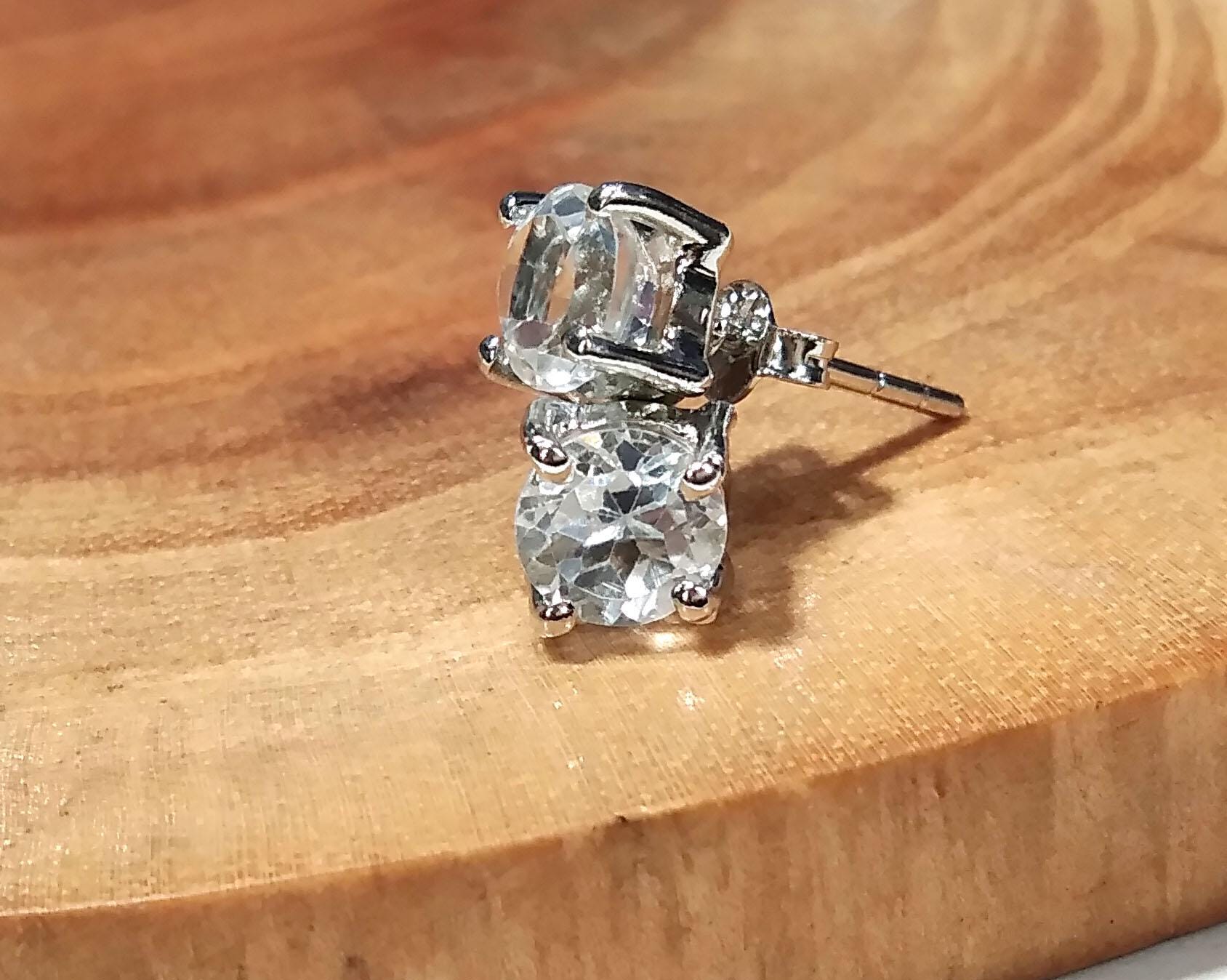 Round Crystal Quartz Studs Earrings, 925 Starling Silver Earring, Natural Crystal Quartz Stud Earrings, Screw Back/Push Back Earrings Gift