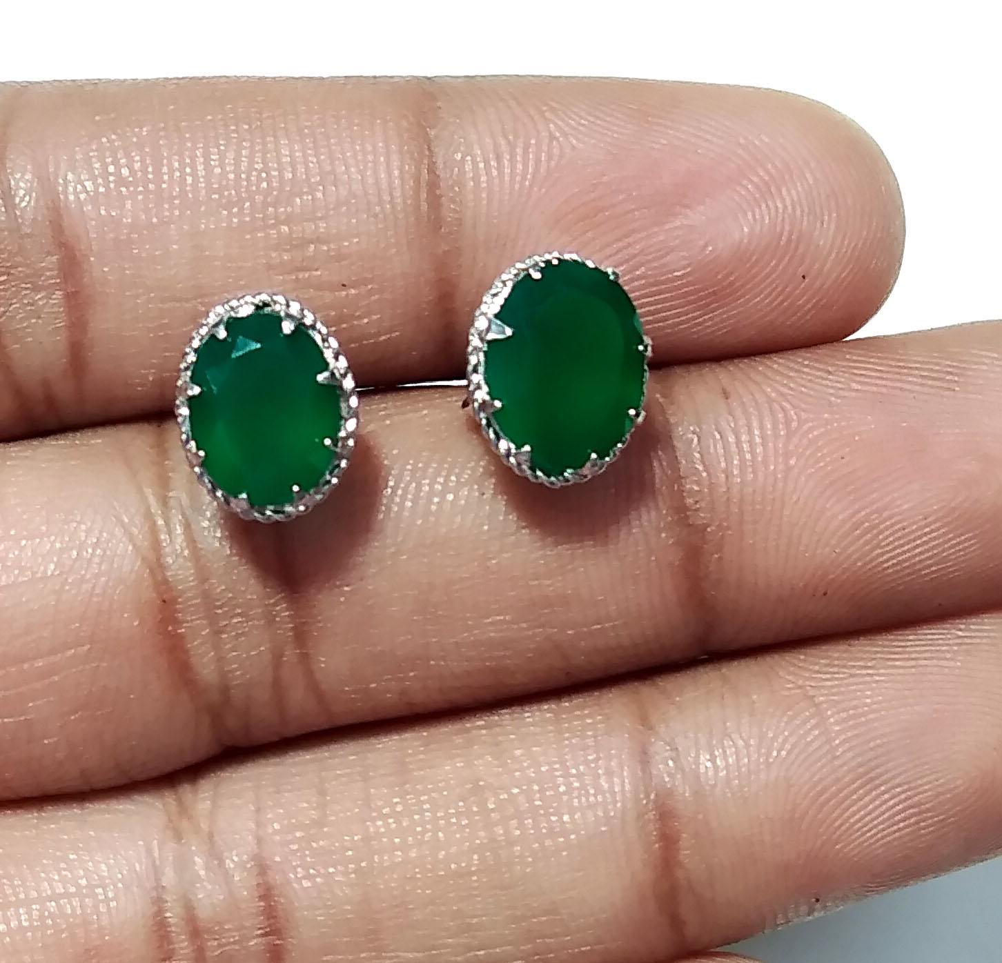 Natural Green Onyx Faceted Stud Earring, 925 Starling Silver Earring Jewelry, Green Onyx Gemstone Oval Shape Stone Size 9x7mm Christmas Gift