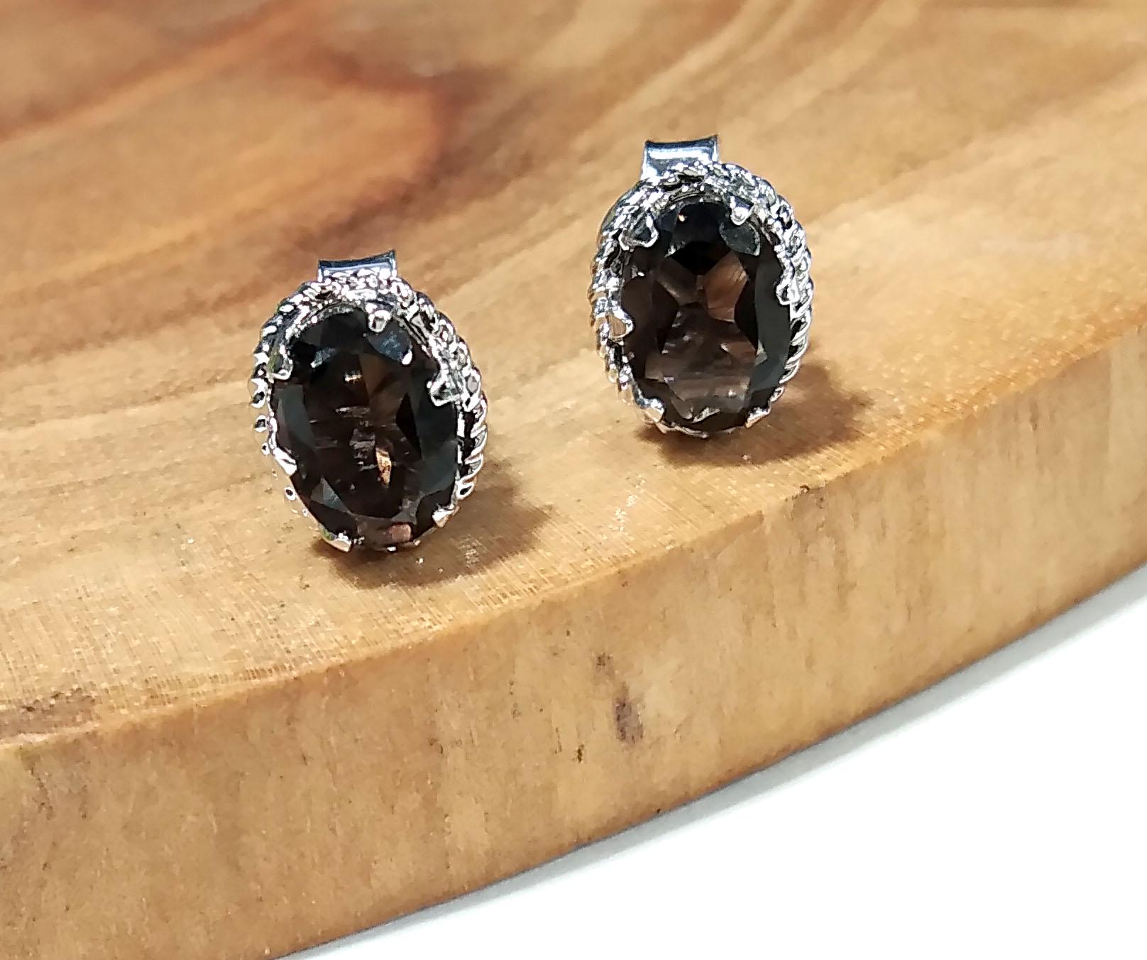 Natural Smoky Quartz Stud Earrings, 925 Starling Silver Earring Jewelry, Smoky Quartz Gemstone Oval Shape Stone Size 7x5 mm Gift For women.