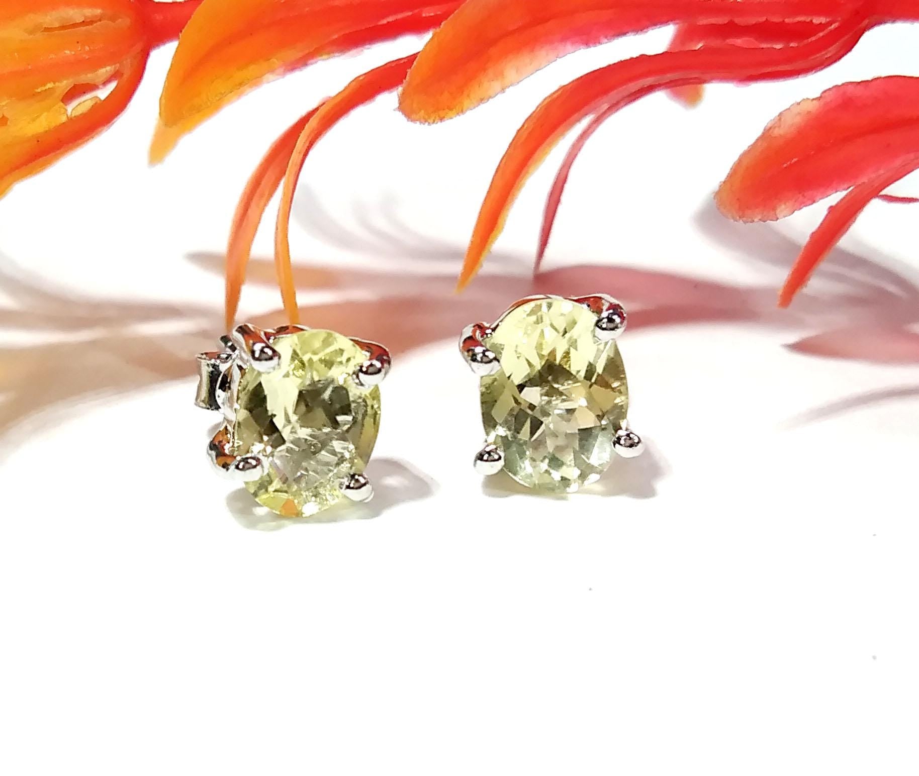 Lemon Quartz Silver Stud Earrings, 925 Starling Silver Stud Earring, Natural Lemon Quartz  Stud Earrings, Screw Back/Push Back Earrings Gift