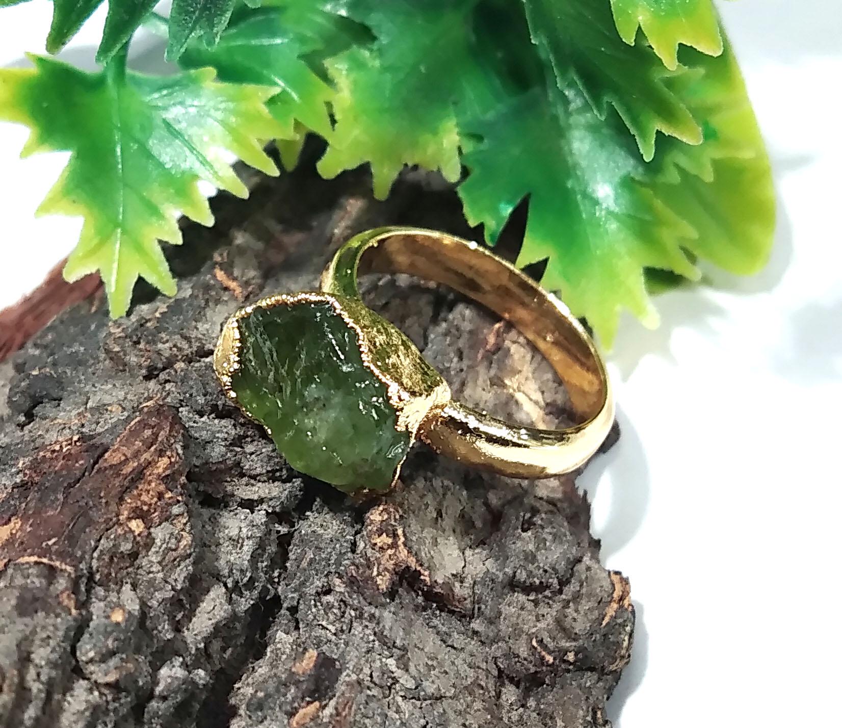 Peridot Raw Gemstone Ring, Solid 925 Sterling Silver Gold Plated Ring, Natural Peridot Rough Ring, Stone Size 12x8 mm Handmade Gift Ring