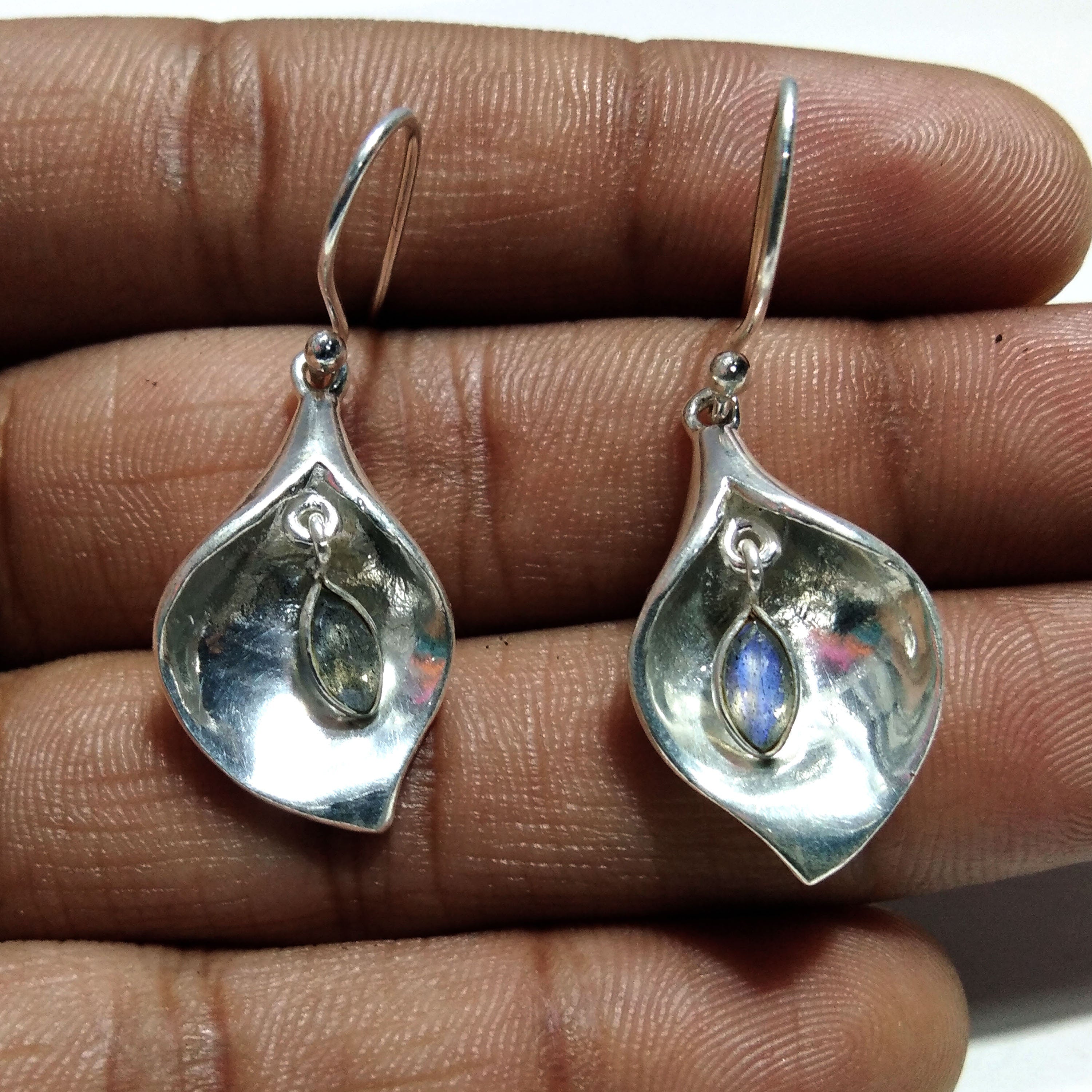 Labradorite Earring, Very Beautiful Nice Design 925 Starling Silver Earring, Silver Stylish Good Making Earring, For Gift Wedding Etc.