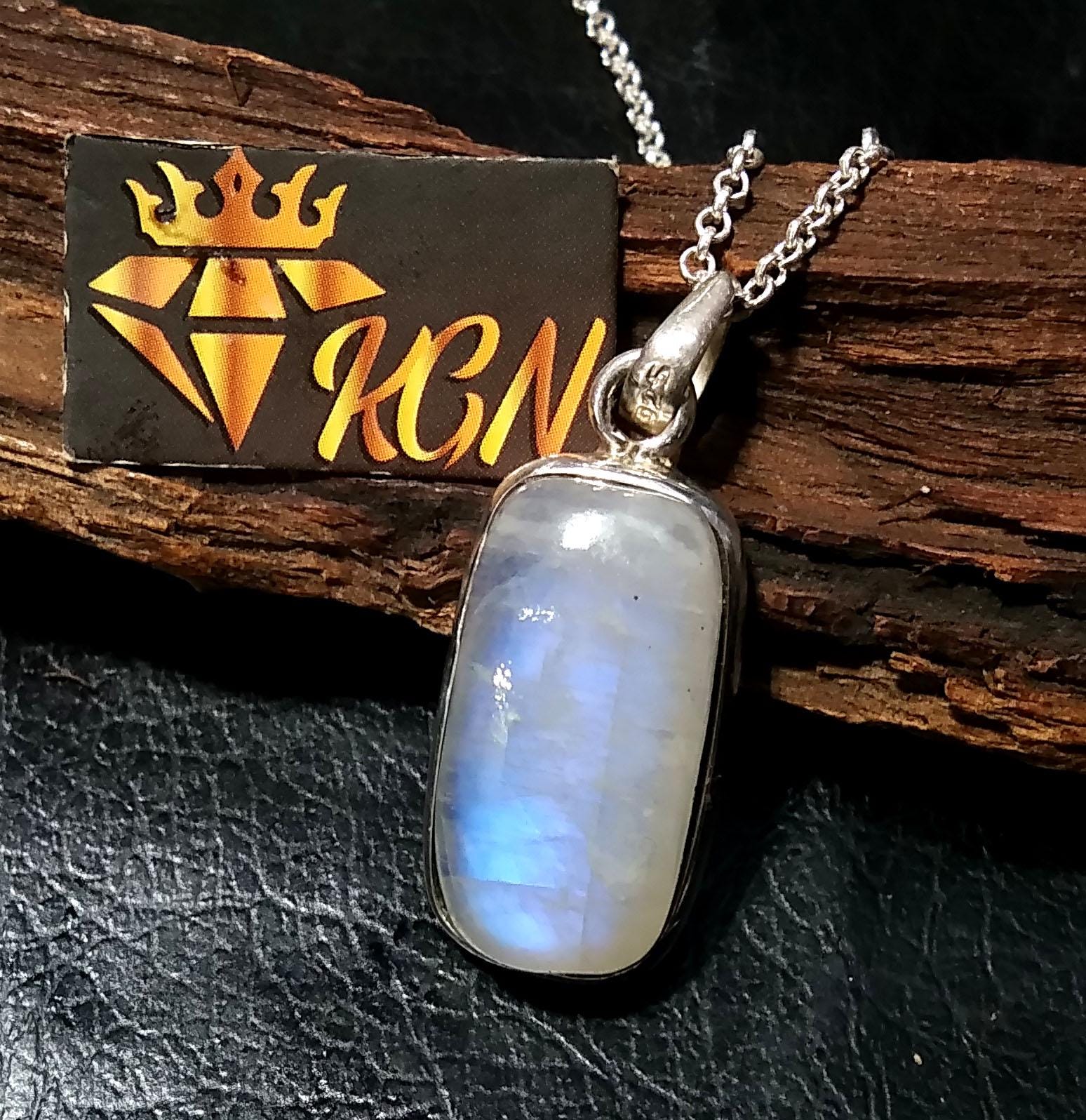 Natural Rainbow Moonstone Pendant, 925 Starling Silver Pendant Chain Necklace, Handmade Jewelry Stone Size 20x13 mm Gift Wedding Pendant