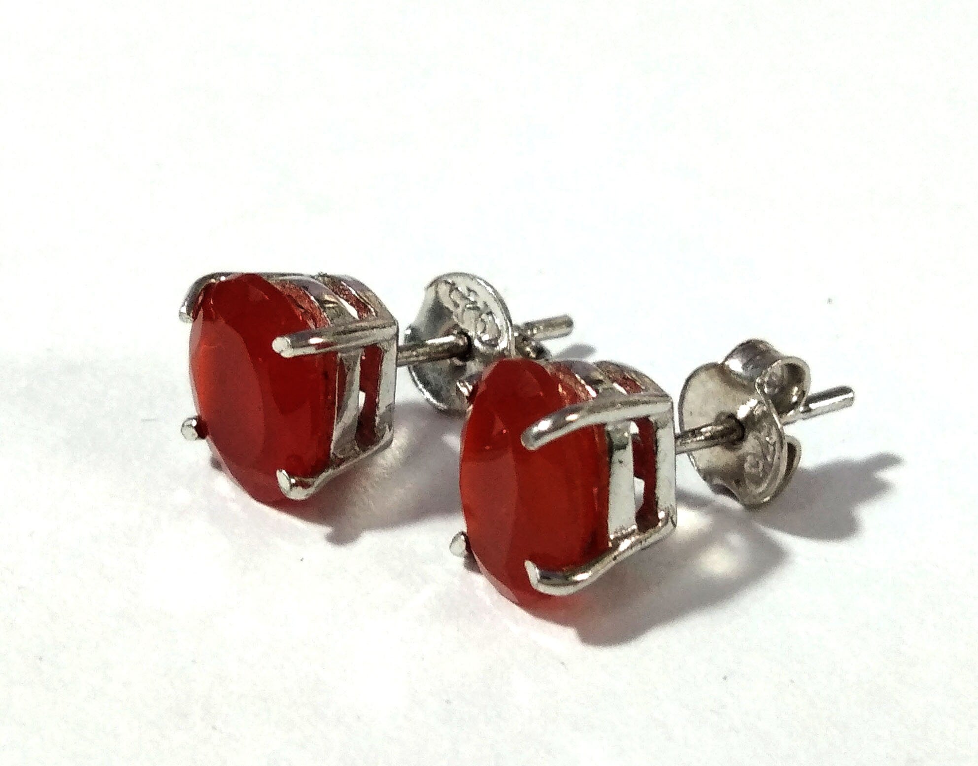 Carnelian Stud Earrings, 925 Solid Starling Silver Earring Jewelry, Natural Carnelian Stone Oval Shape Stone Size 5x7 mm Gift for Her, Studs