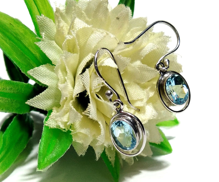 Natural Blue Topaz Gemstone Earring, 925 Solid Starling Silver Earring, Beautiful Color Blue Topaz Stone Size 8x6mm Anniversary Earring