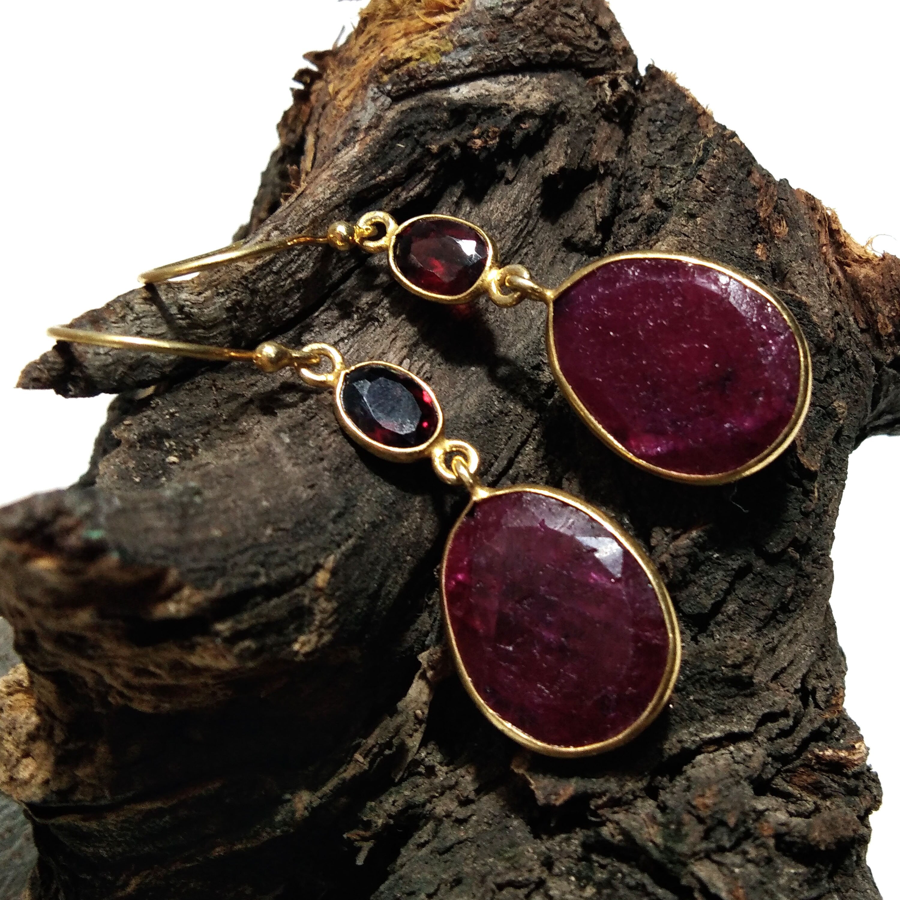 Natural Ruby/Garnet Gemstone Earring, 925 Sterling Silver Gold Plated Earring, Handmade Stone Size 16x12mm Gift Item For Girls/Women Earring