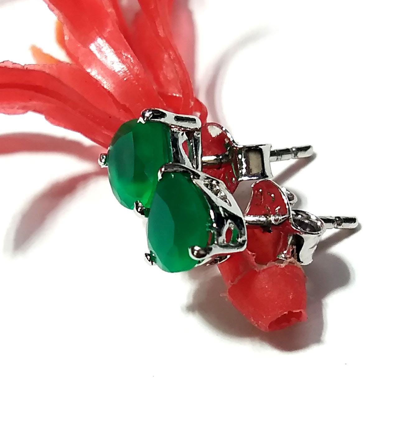 Green Onyx Faceted Stud Earrings, 925 Solid Starling Silver Earring Jewelry, Green Onyx Gemstone Heart Shape Stone Size 6x6mm Christmas Gift