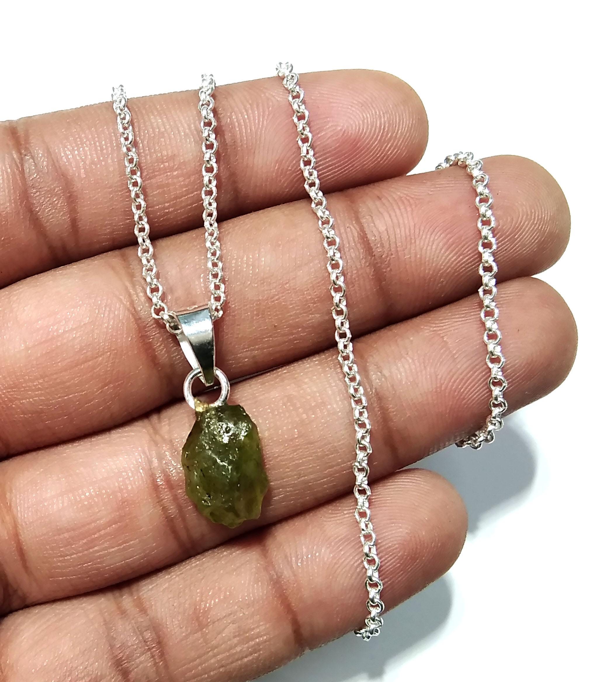 Natural Peridot Rough Gemstone Pendant Chain Necklace, 925 Silver Pendant Necklace, Handmade Pendant, Girls & Women Pendant, Wedding Gift