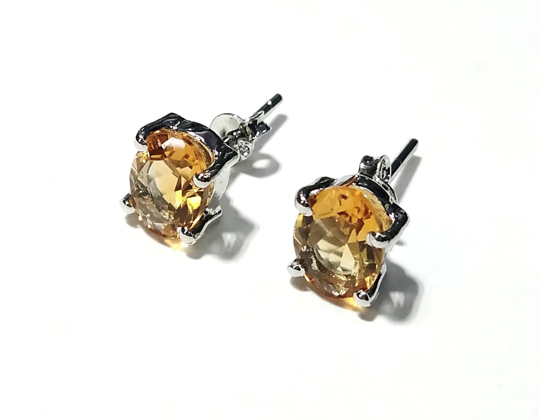 Natural Citrine Faceted Stud Earring, 925 Starling Silver Jewelry Earring, Amazing Citrine Gemstone Oval Shape Stone Size 8x6mm Gift For Her